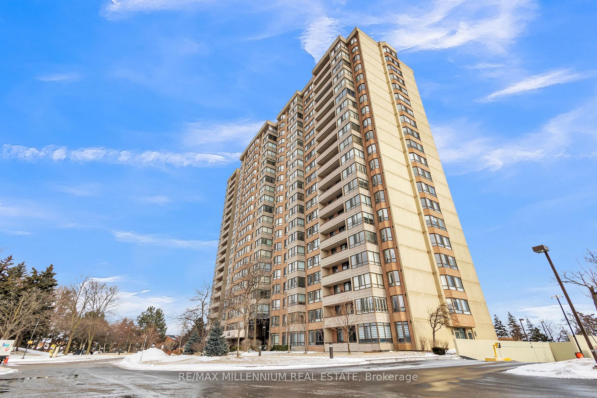 Photo of Unit 1107, 100 County Court Boulevard