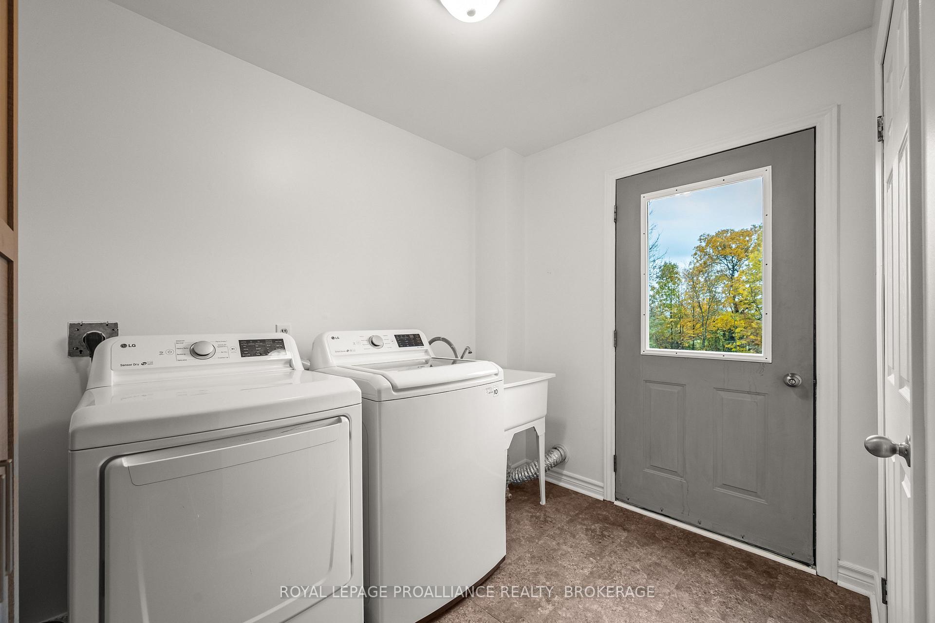 Photo 18 of 435 County Road 2 E, Gananoque, Gananoque — HOMEH