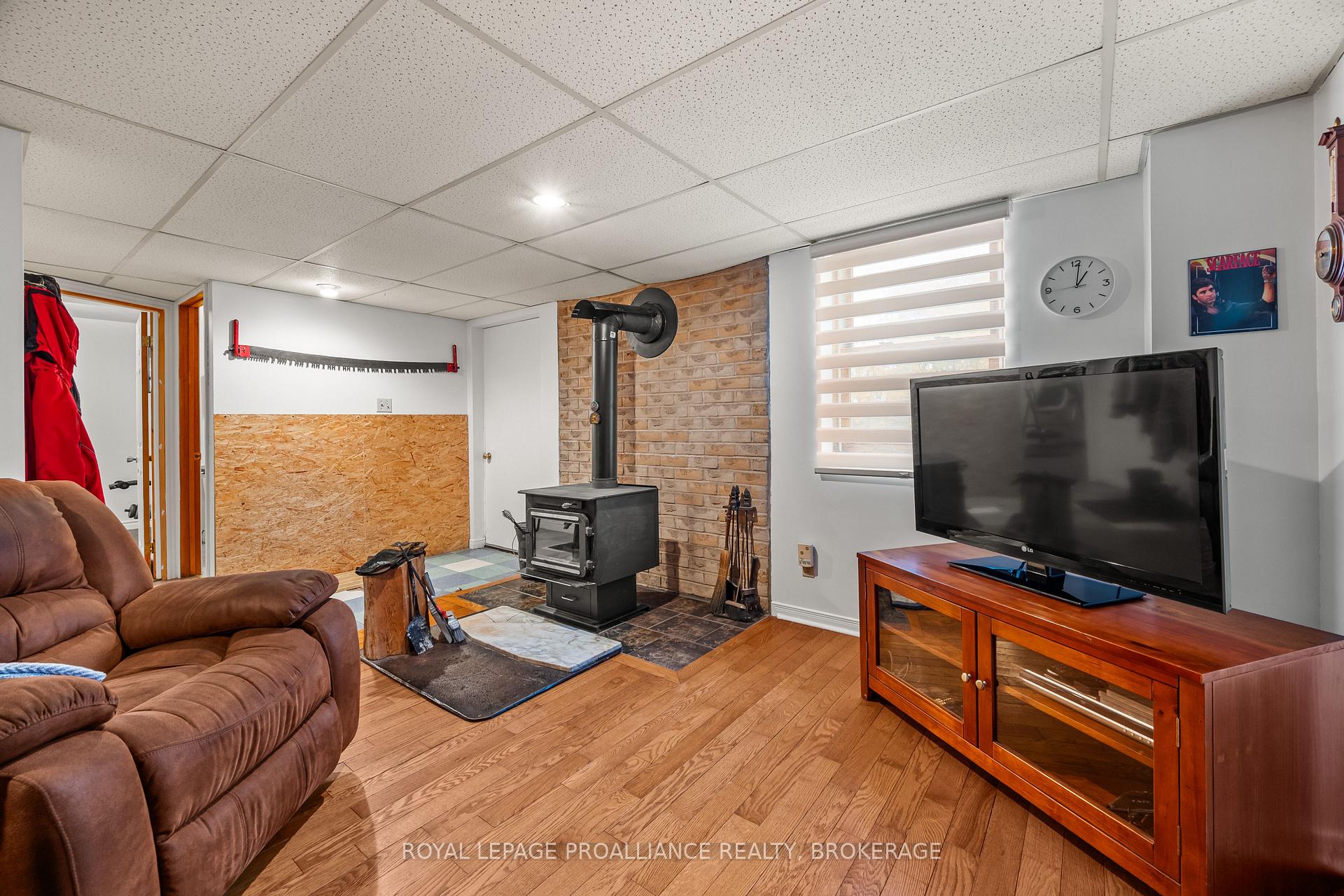Photo 36 of 435 County Road 2 E, Gananoque, Gananoque — HOMEH