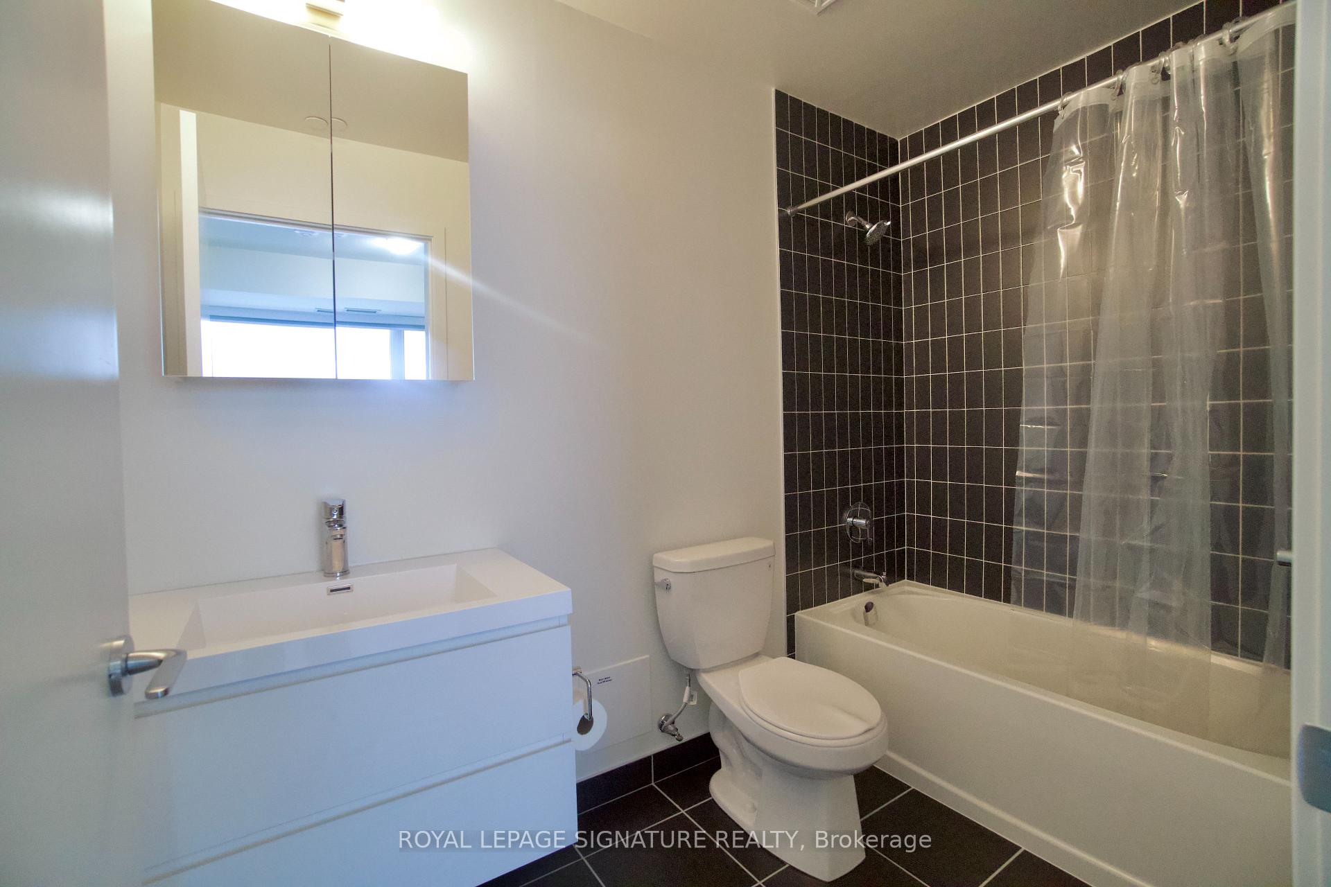 Photo 8 of Unit 414, 38 Andre De Grasse Street, Markham, Unionville — HOMEH