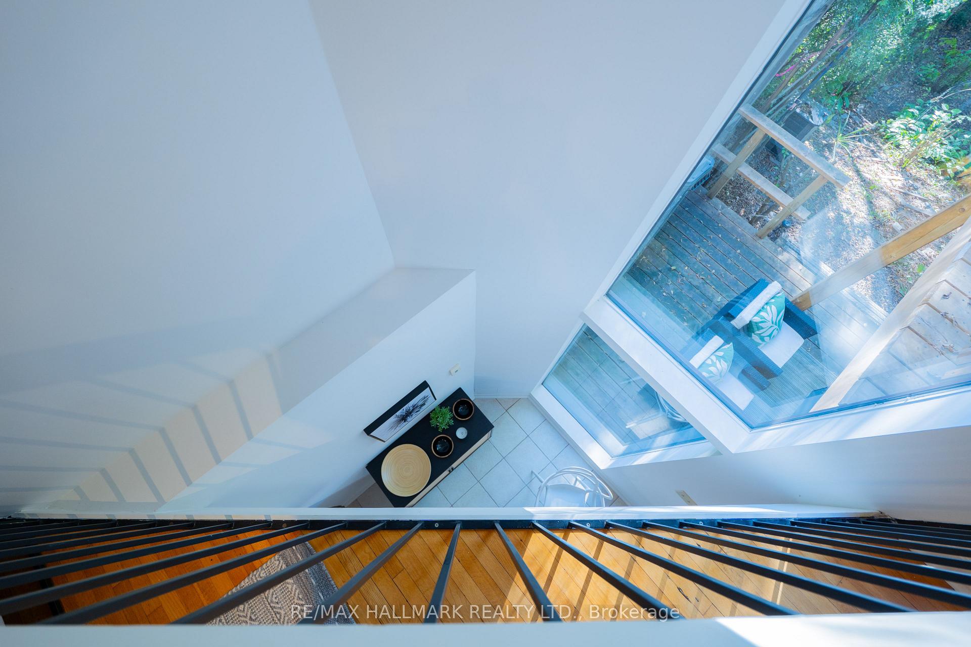 Photo 10 of 311 Bain Avenue, Toronto, Blake-Jones — HOMEH