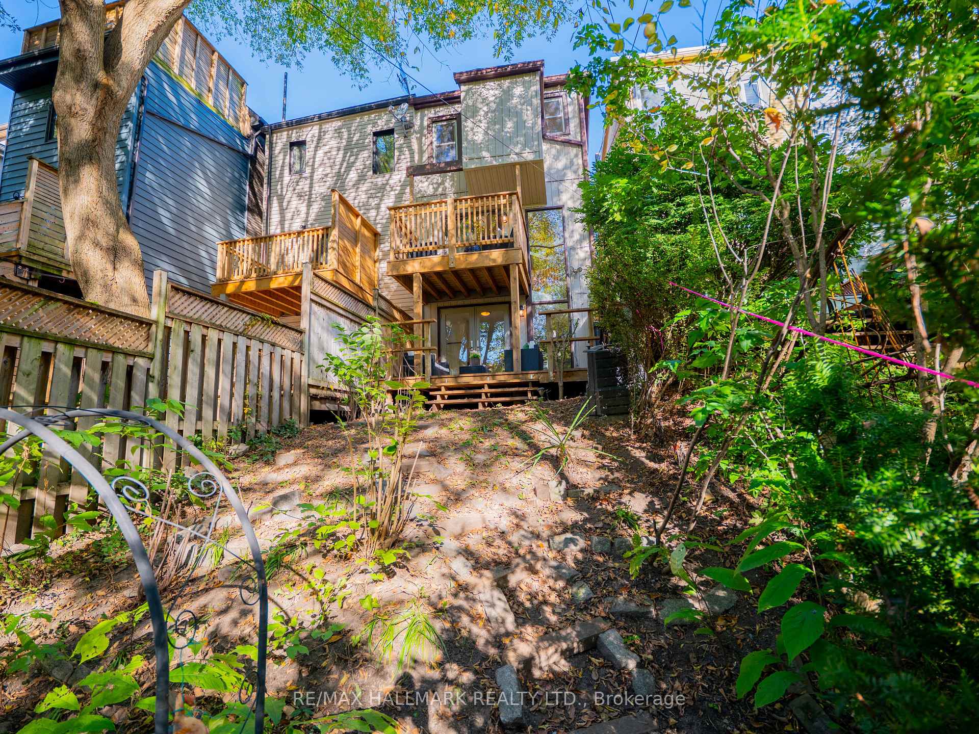 Photo 33 of 311 Bain Avenue, Toronto, Blake-Jones — HOMEH