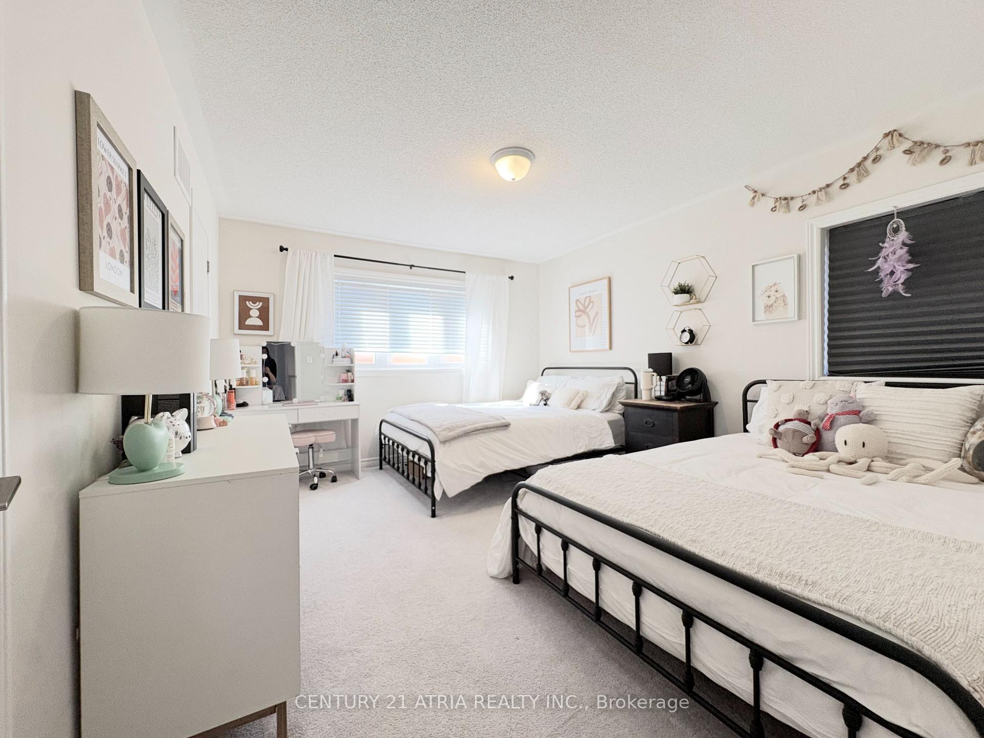 Photo 6 of 62 Gordon Circle, Newmarket, Gorham-College Manor — HOMEH