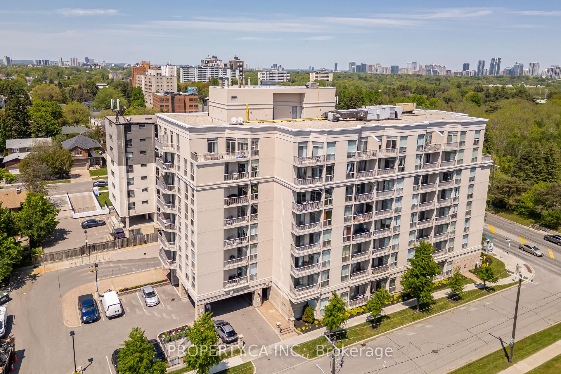 Photo of Unit 609, 4200 Bathurst Street