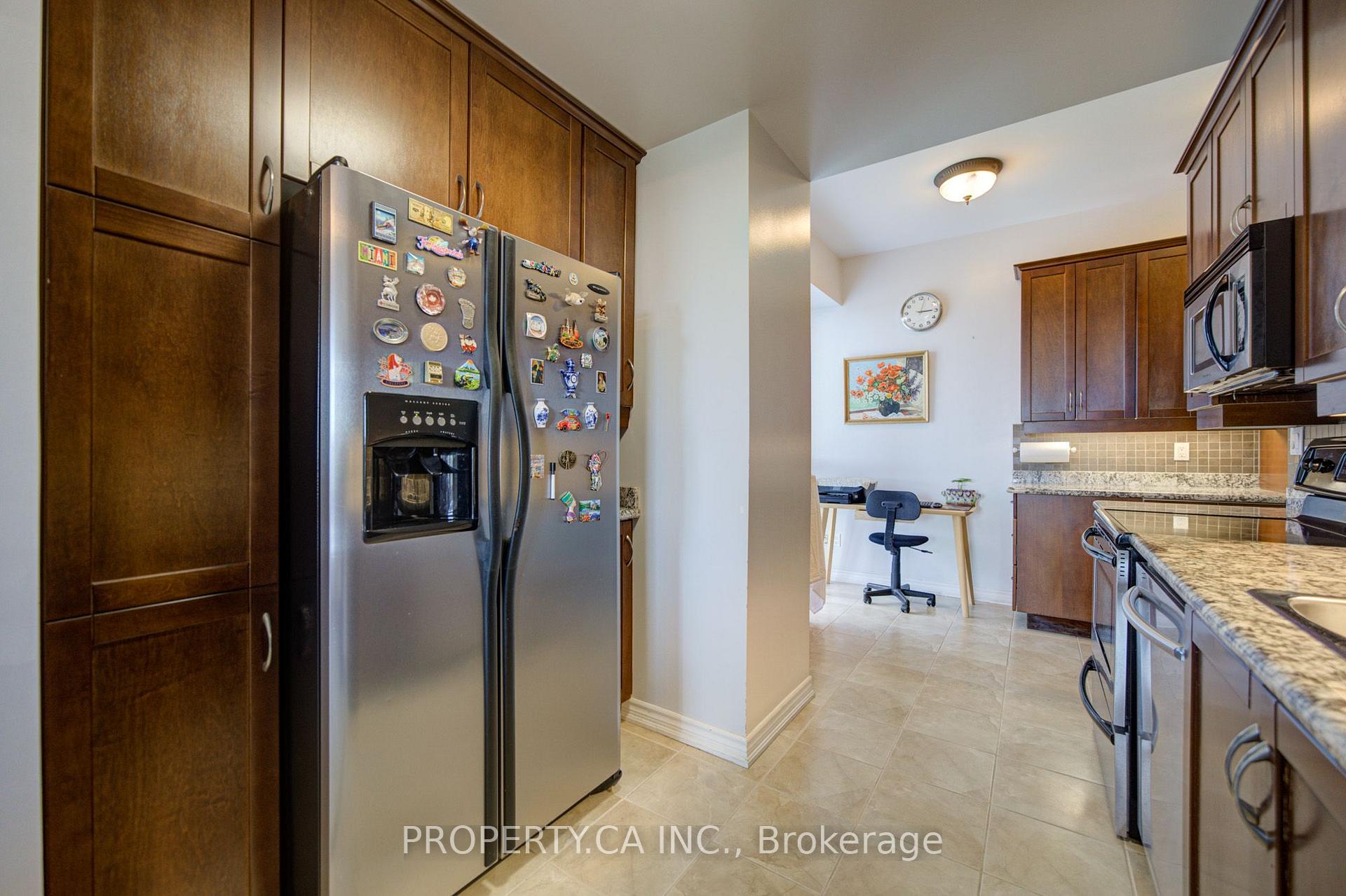 Photo 10 of Unit 609, 4200 Bathurst Street, North York, Clanton Park — HOMEH
