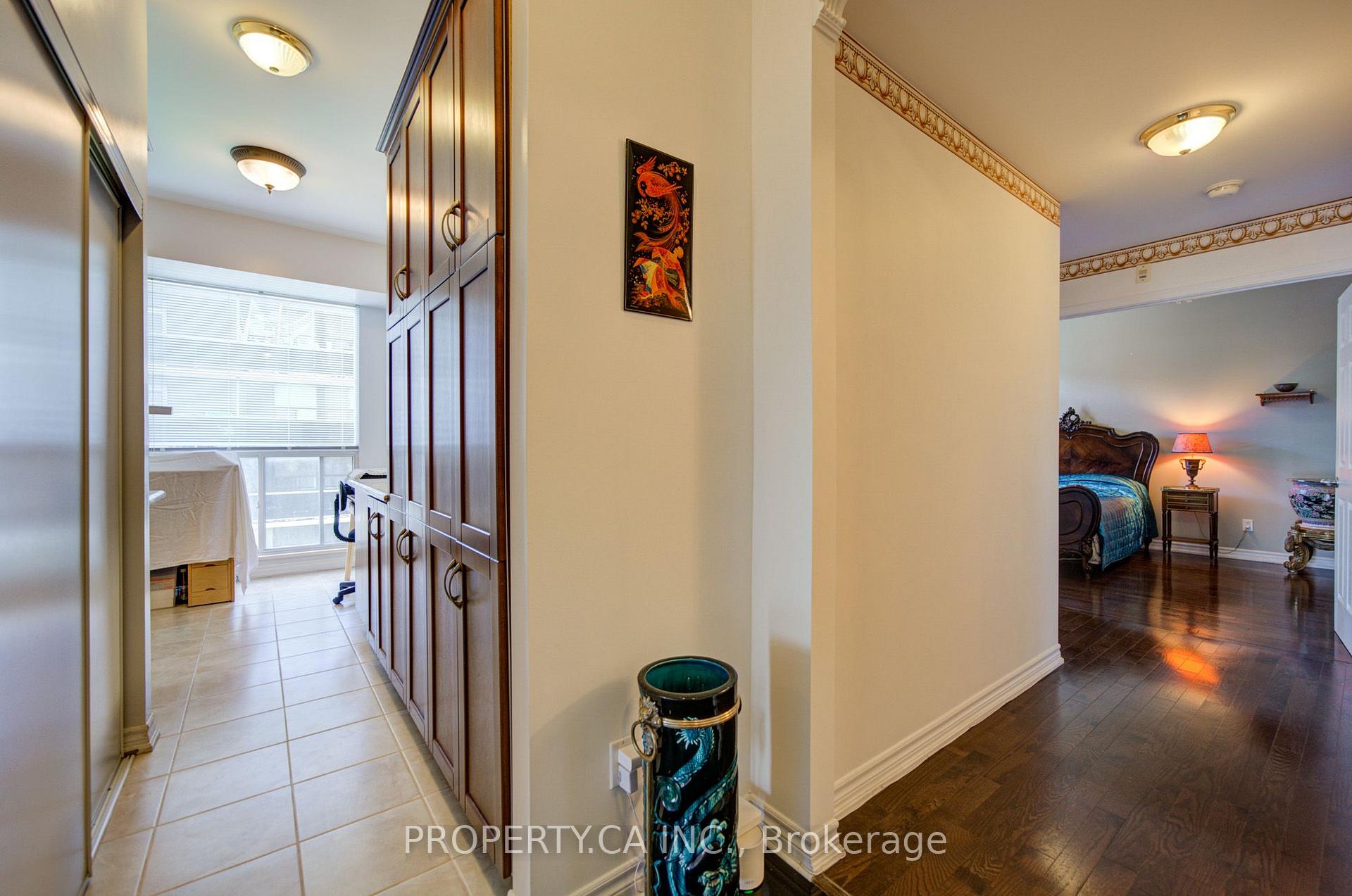 Photo 18 of Unit 609, 4200 Bathurst Street, North York, Clanton Park — HOMEH