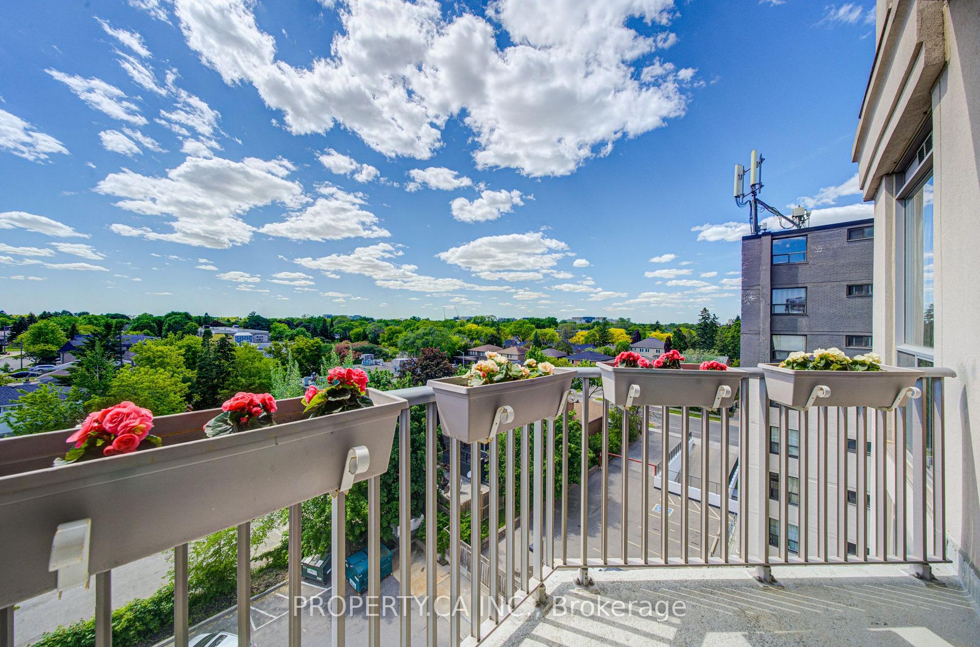 Photo 31 of Unit 609, 4200 Bathurst Street, North York, Clanton Park — HOMEH