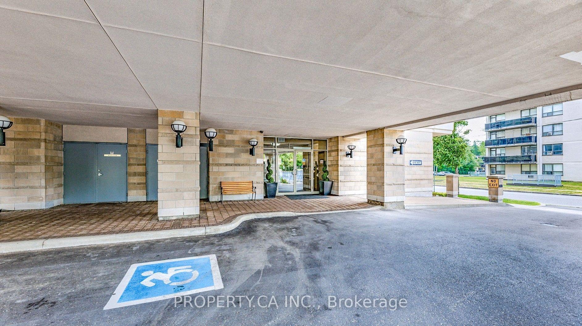 Photo 34 of Unit 609, 4200 Bathurst Street, North York, Clanton Park — HOMEH