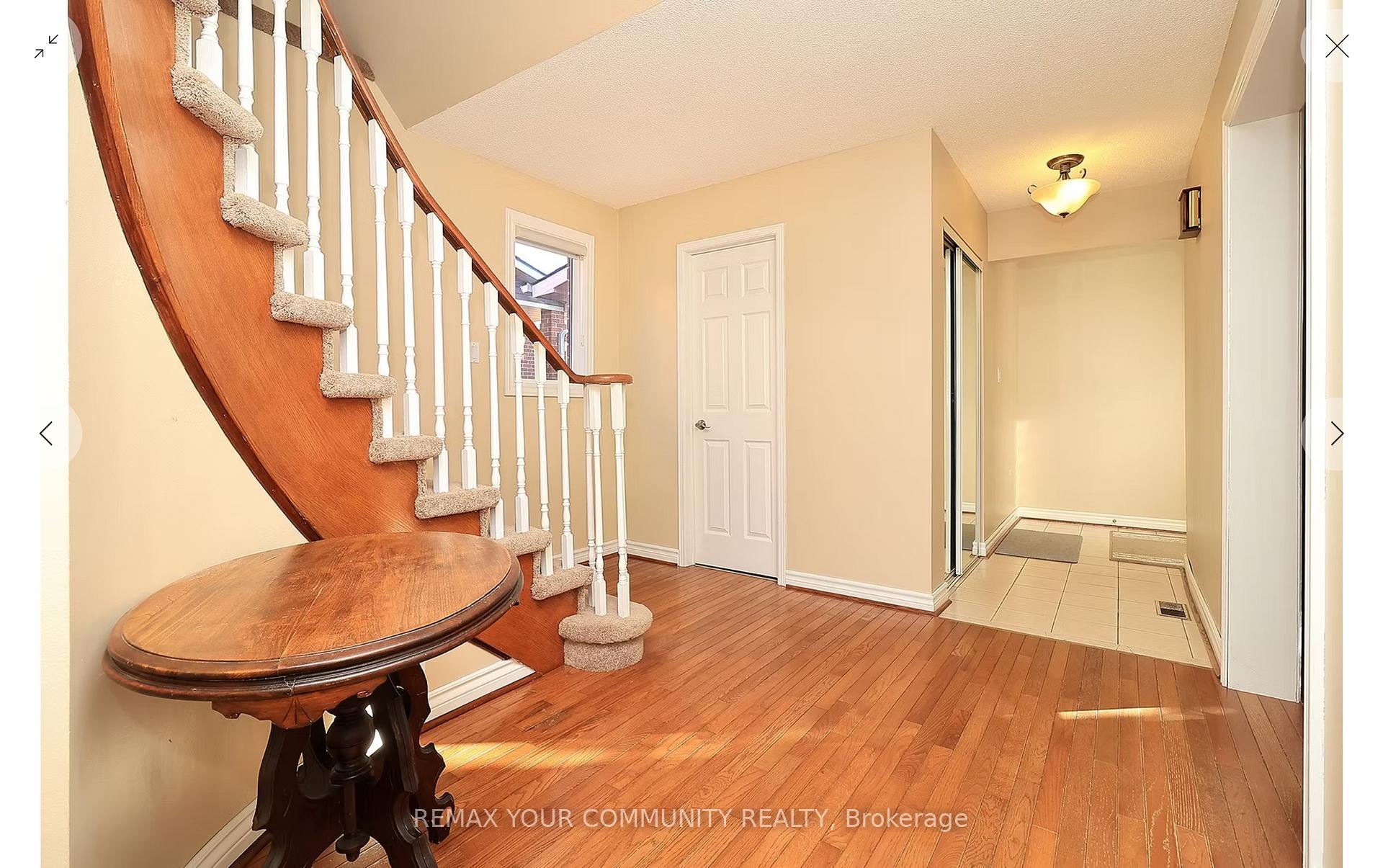 Photo 8 of 161 Billings Crescent, Newmarket, Bristol-London — HOMEH