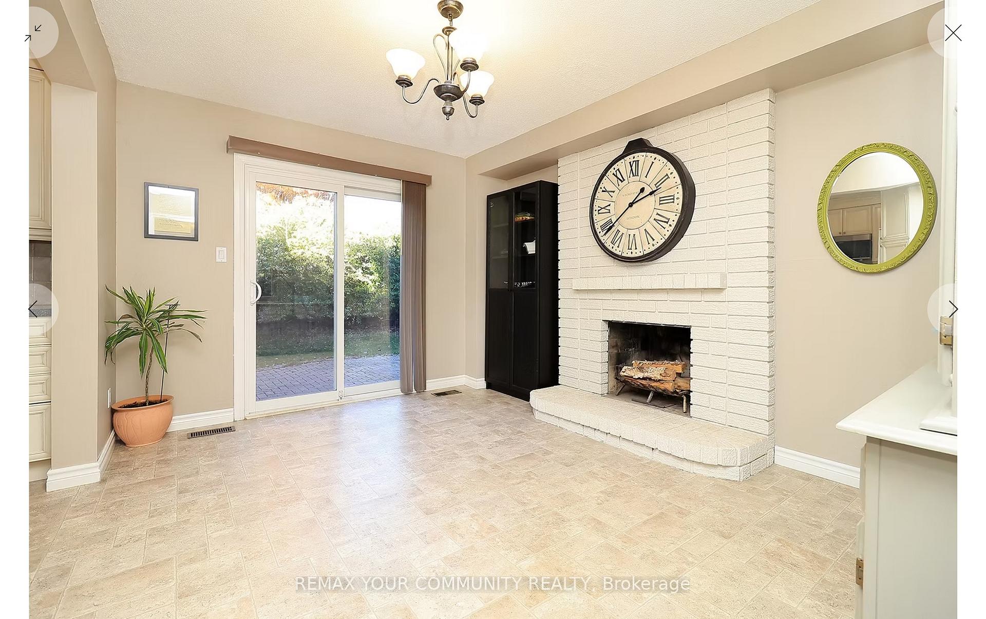 Photo 10 of 161 Billings Crescent, Newmarket, Bristol-London — HOMEH