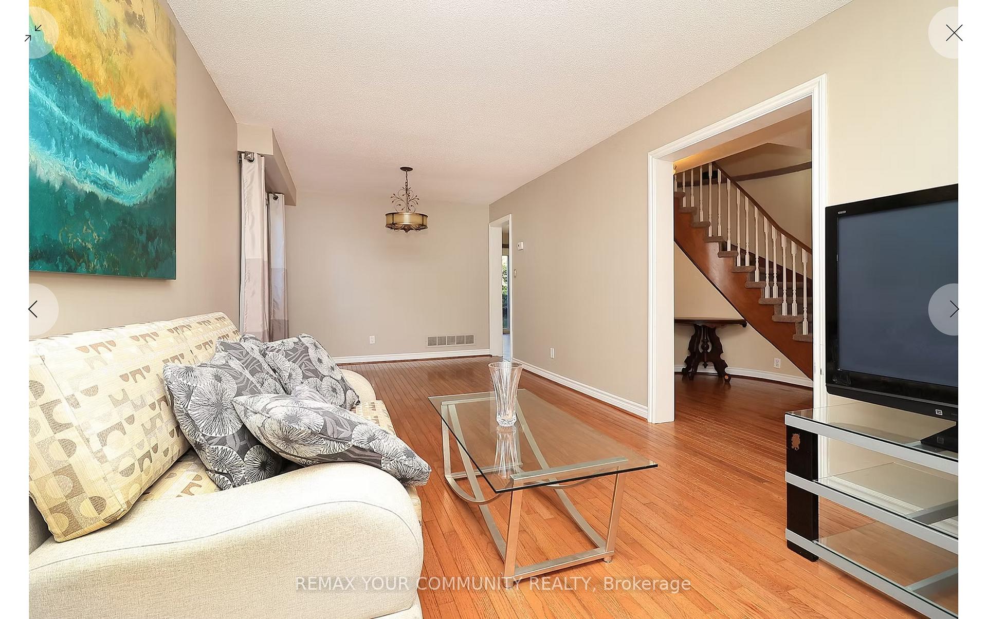 Photo 38 of 161 Billings Crescent, Newmarket, Bristol-London — HOMEH