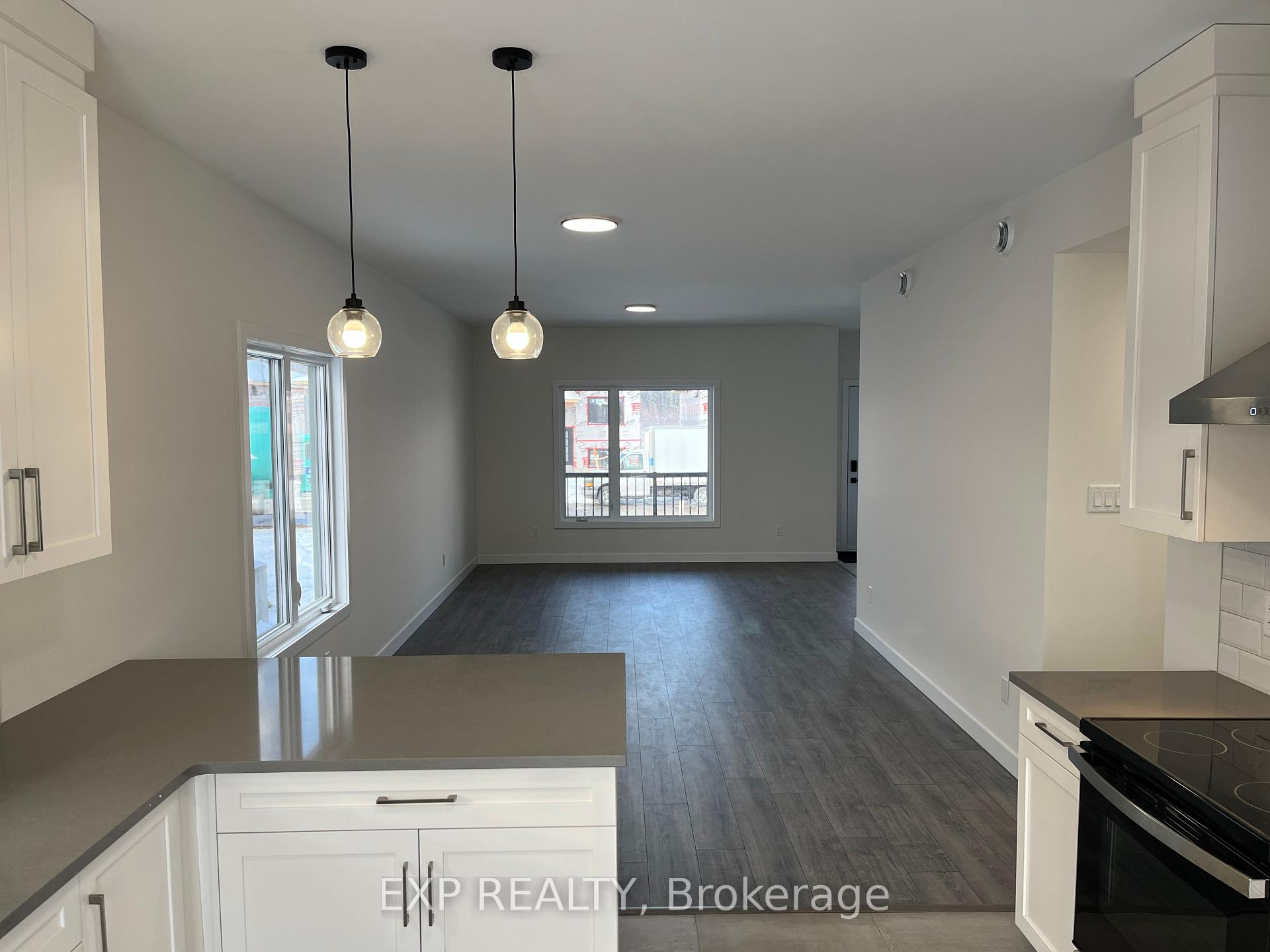 Photo 4 of 237 Cypress Street, The Nation, Limoges — HOMEH