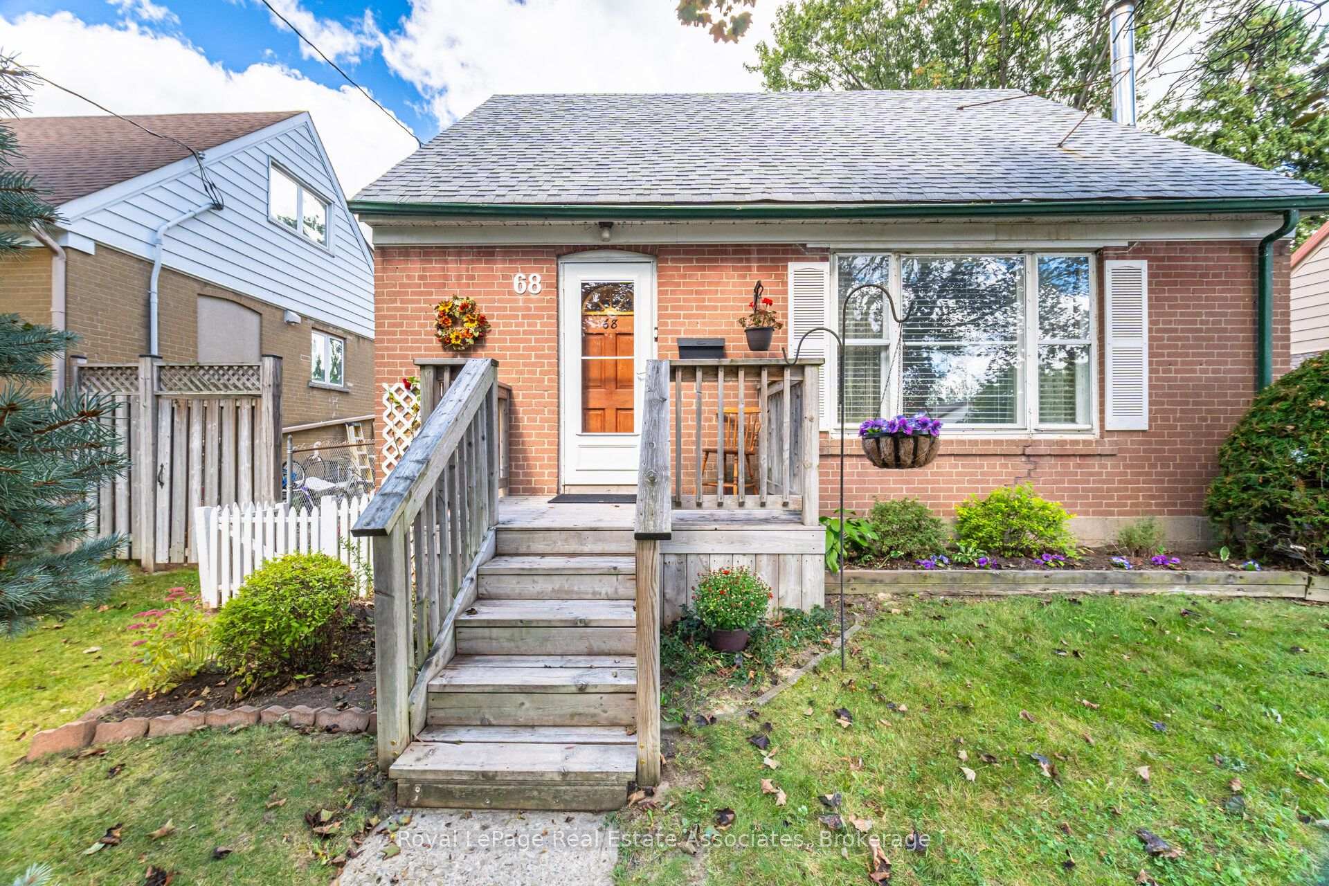Photo 6 of 68 Allenby Avenue, Etobicoke, Elms-Old Rexdale — HOMEH