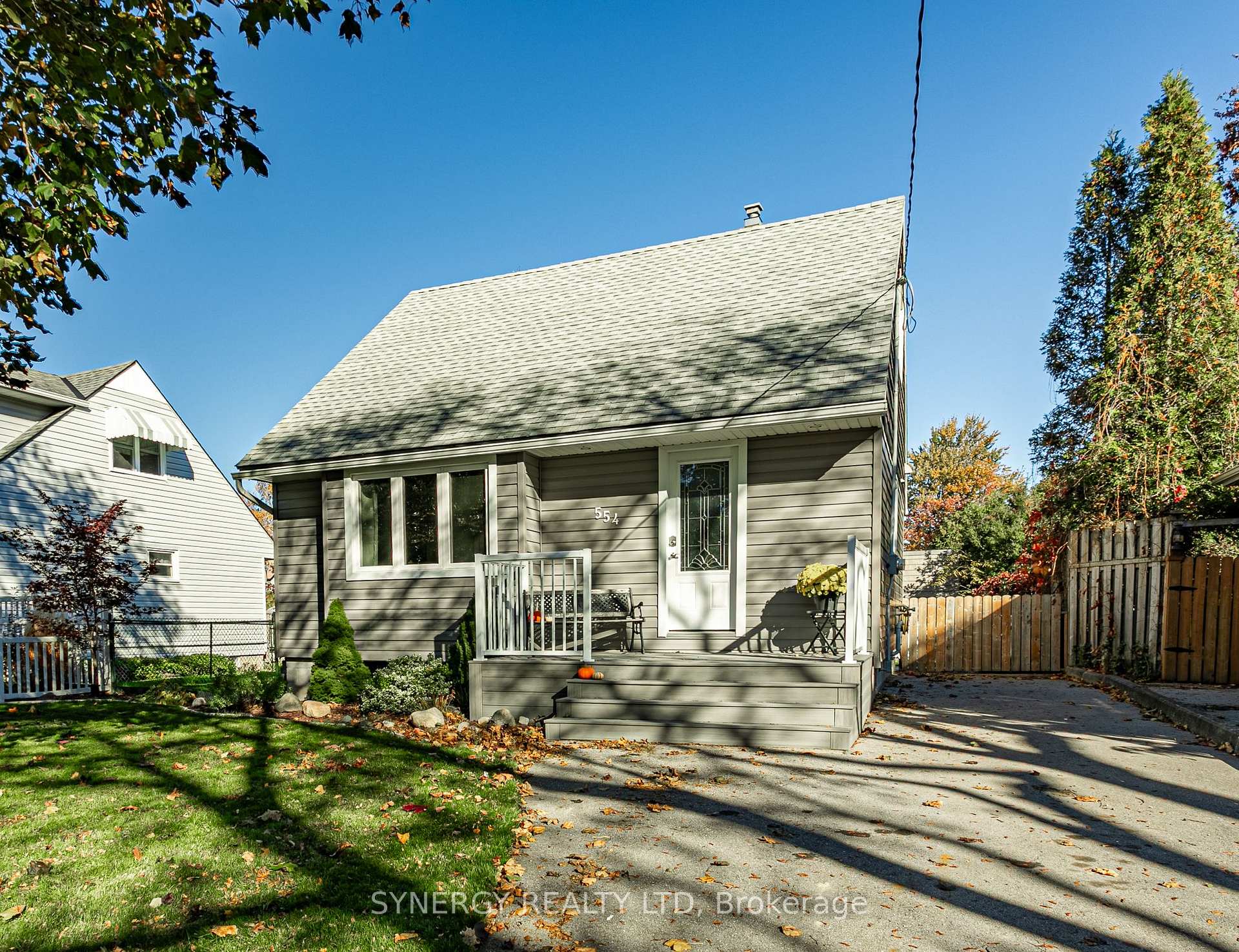 Photo 2 of 554 Brunswick Street, Stratford — HOMEH