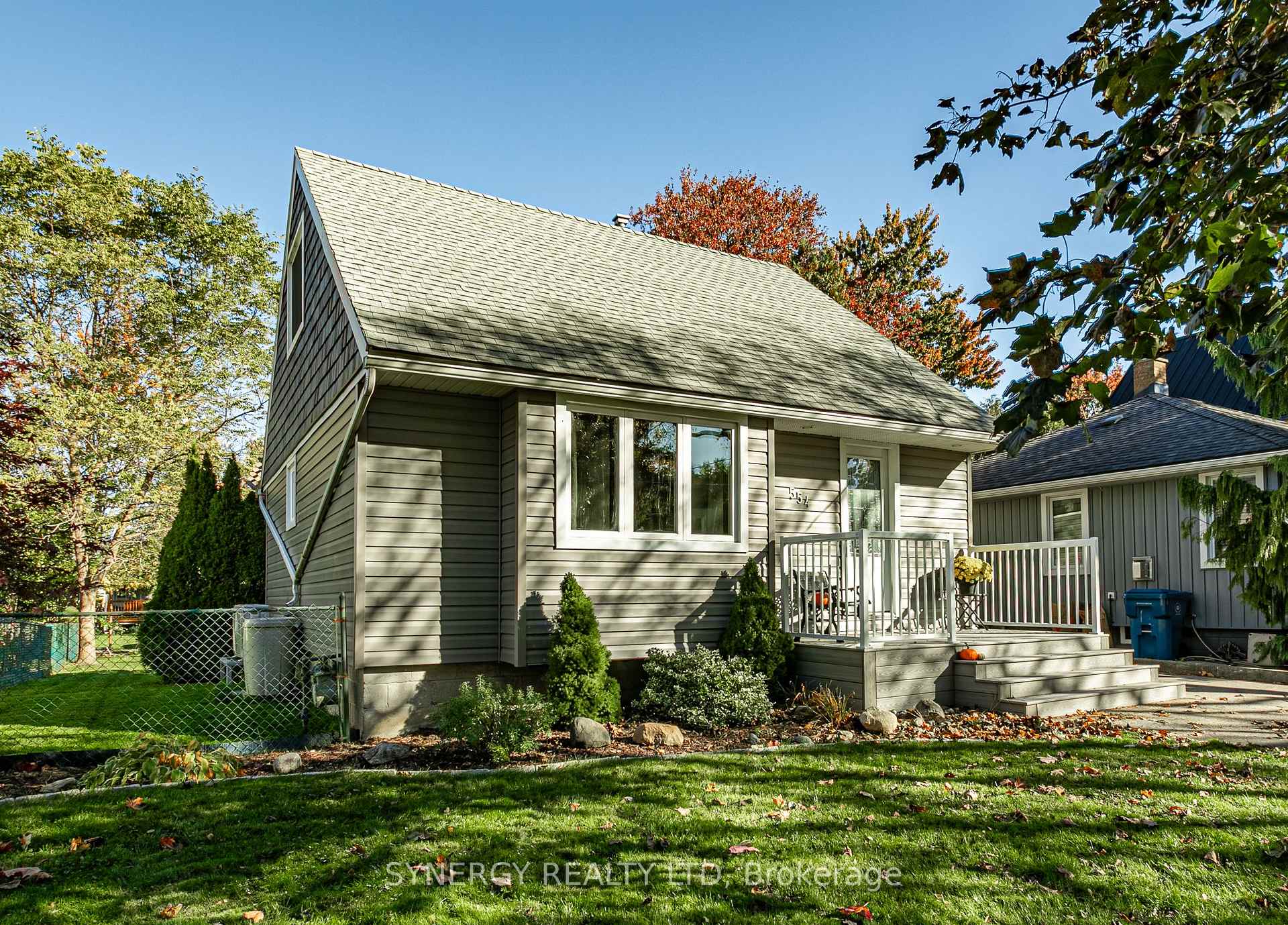 Photo 3 of 554 Brunswick Street, Stratford — HOMEH