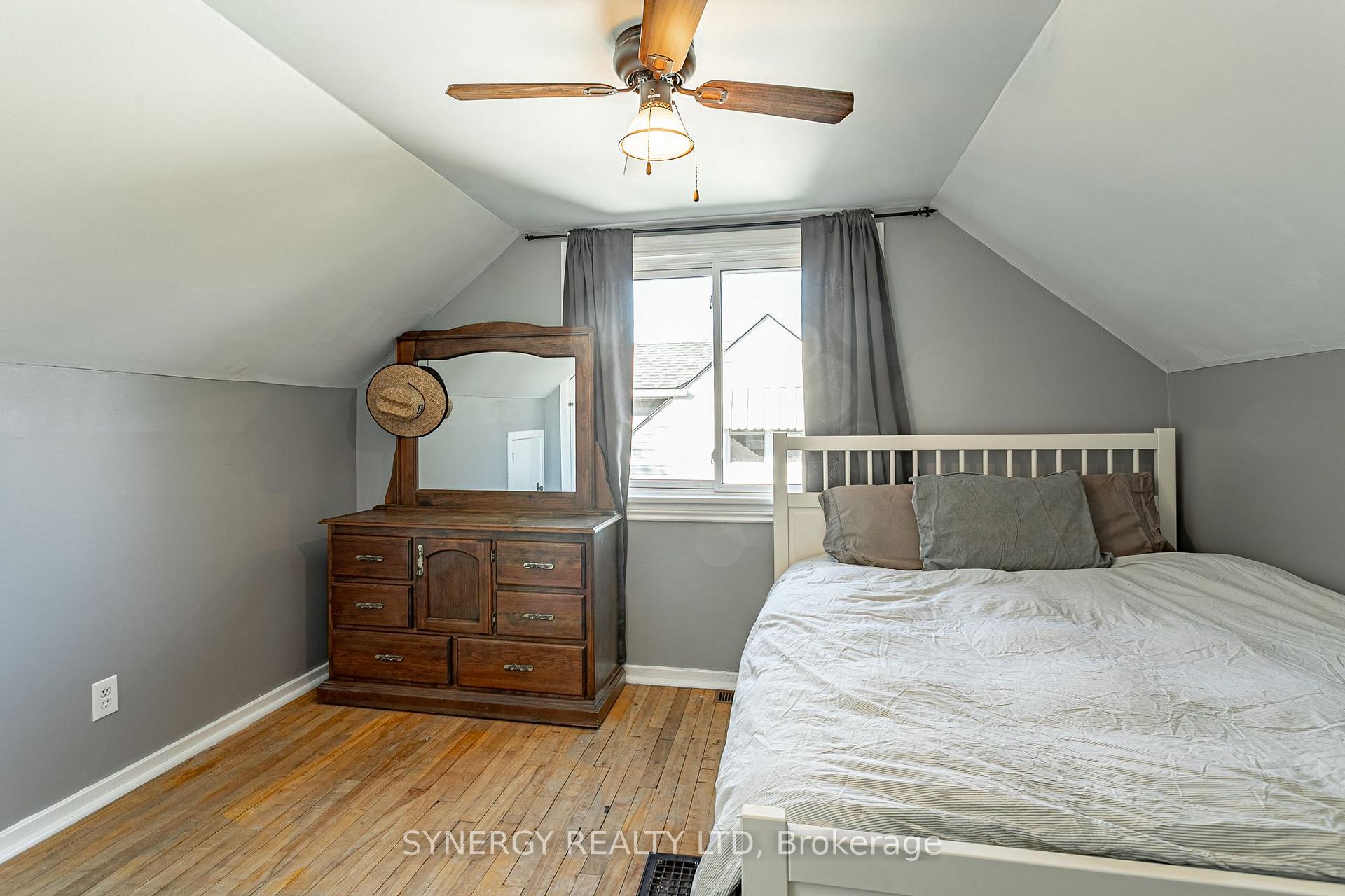 Photo 21 of 554 Brunswick Street, Stratford — HOMEH
