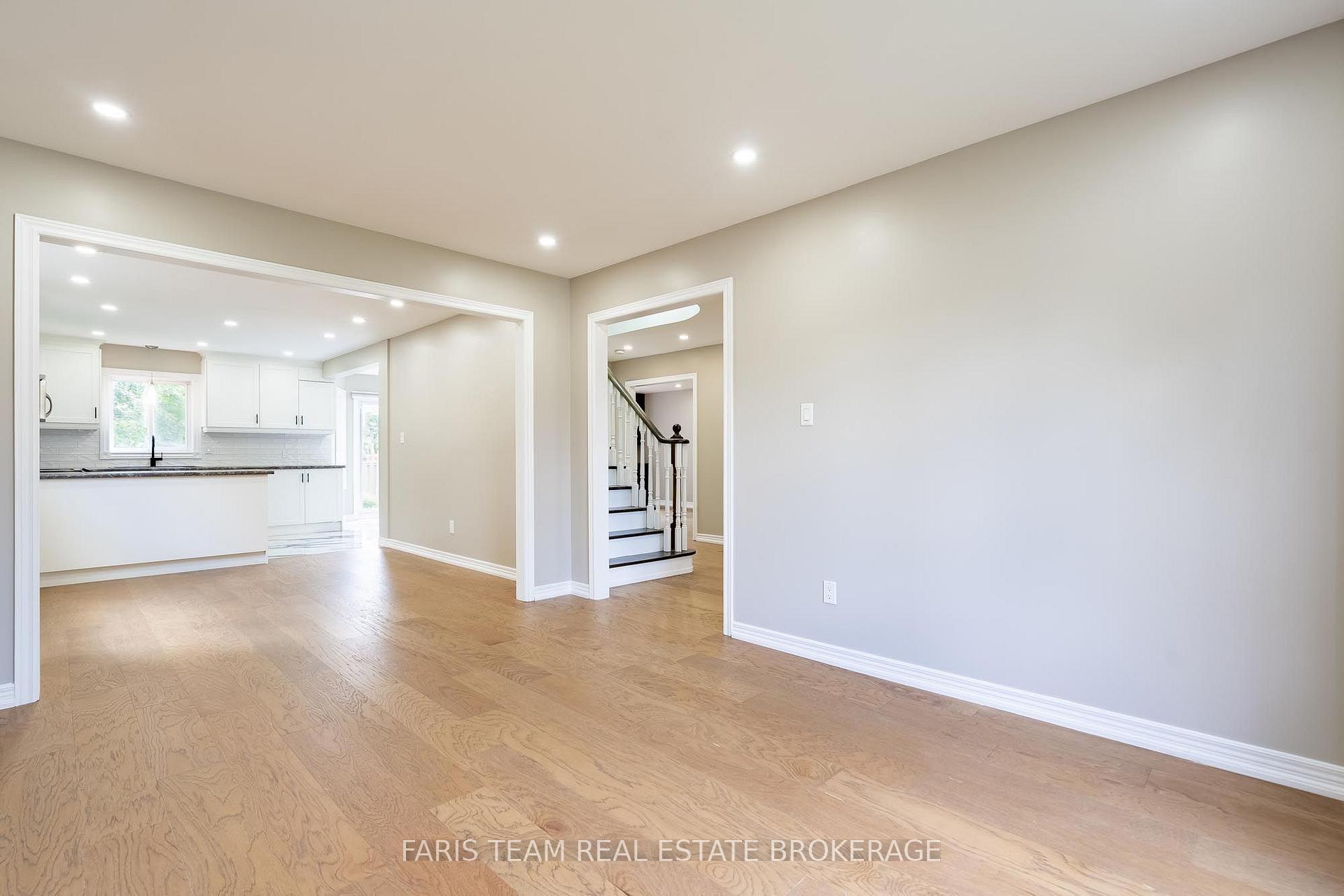Photo 12 of 186 Ferndale Drive S, Barrie, Ardagh — HOMEH