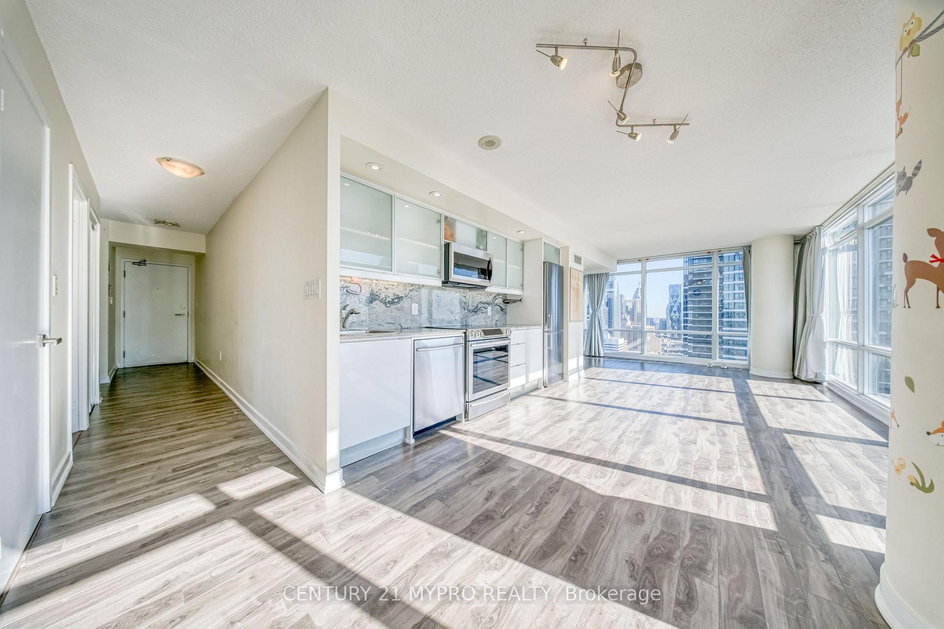 Photo 10 of Unit 4306, 25 Telegram Mews, Toronto, Waterfront Communities — HOMEH