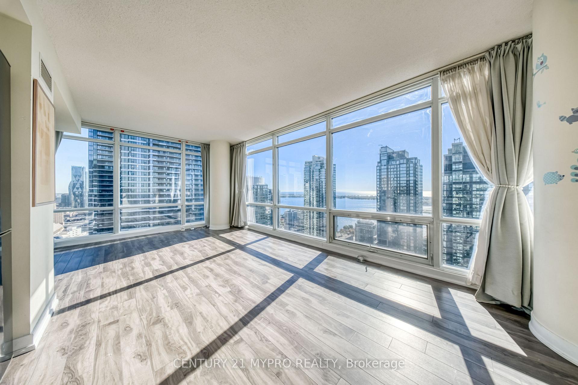 Photo 13 of Unit 4306, 25 Telegram Mews, Toronto, Waterfront Communities — HOMEH
