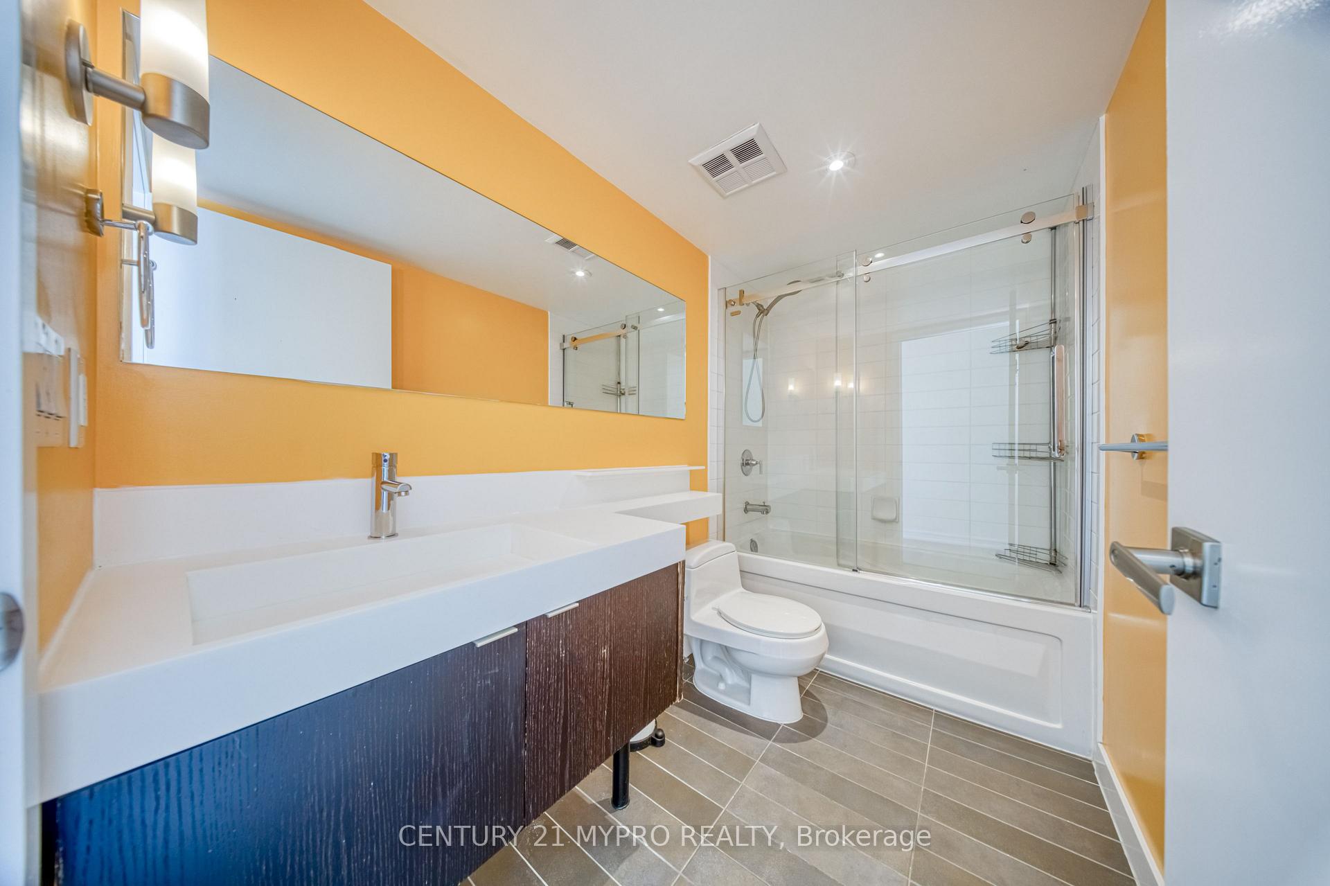 Photo 28 of Unit 4306, 25 Telegram Mews, Toronto, Waterfront Communities — HOMEH