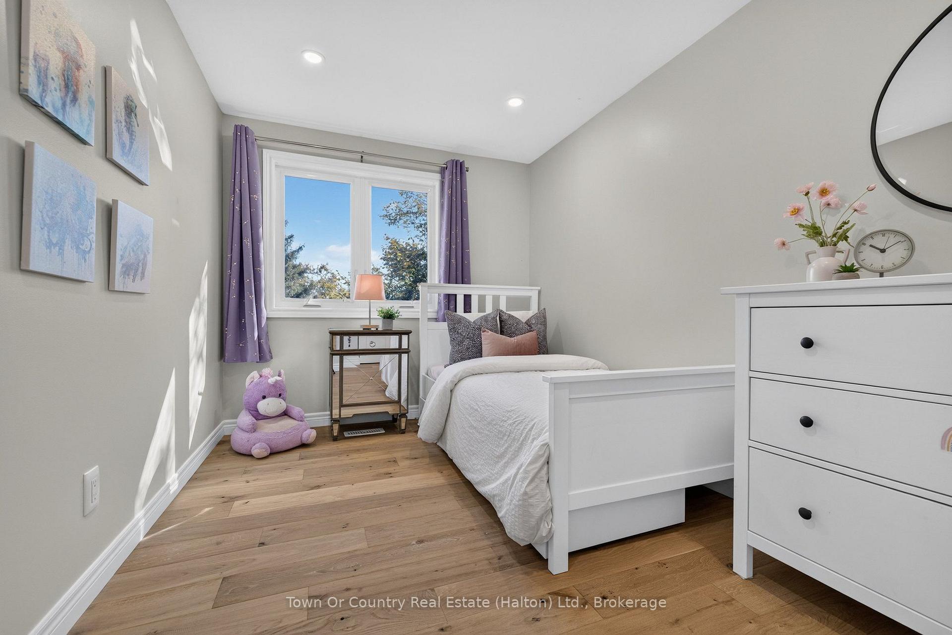 Photo 26 of 581 Lord Simcoe Court, Milton, Dorset Park — HOMEH
