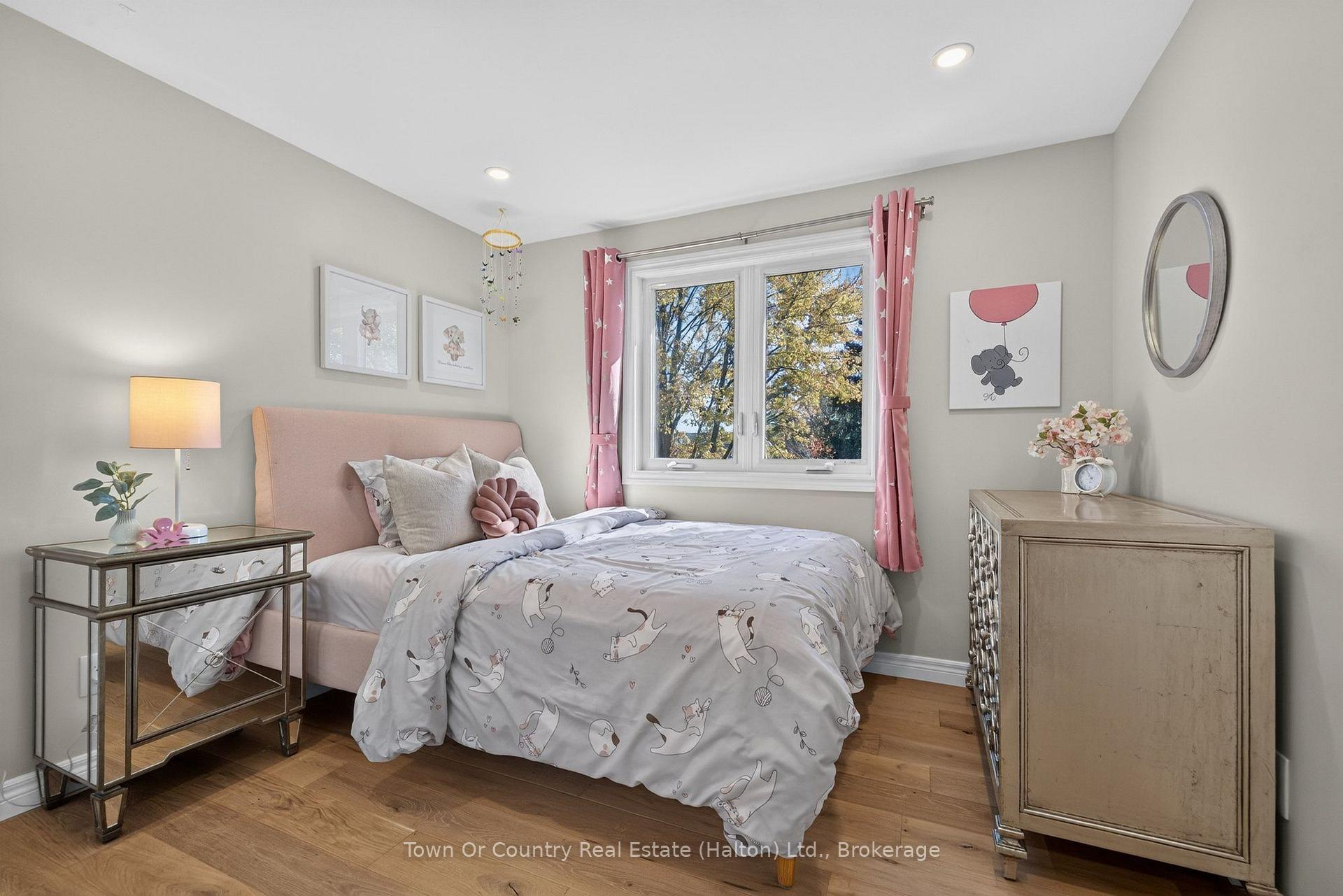 Photo 28 of 581 Lord Simcoe Court, Milton, Dorset Park — HOMEH