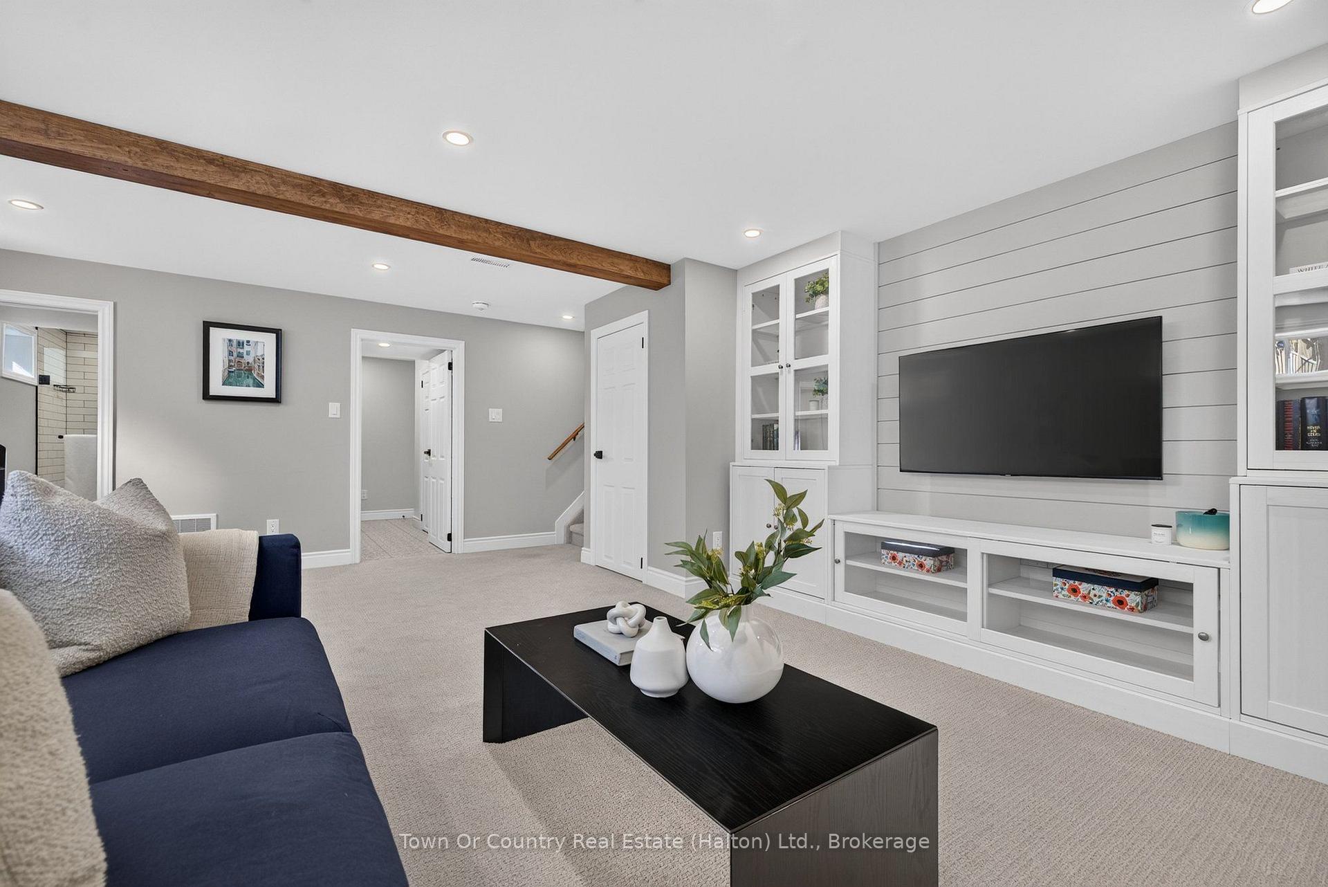 Photo 33 of 581 Lord Simcoe Court, Milton, Dorset Park — HOMEH