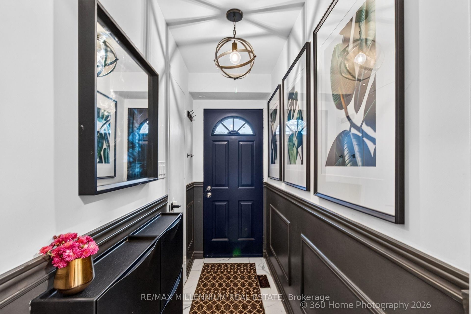 Photo 13 of 15 Marblemount Crescent, Scarborough, Tam O'Shanter-Sullivan — HOMEH