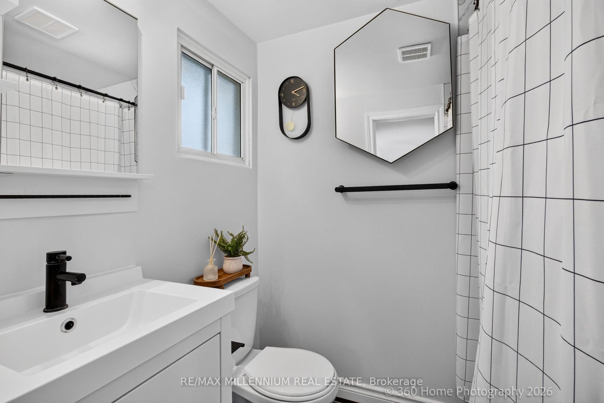 Photo 23 of 15 Marblemount Crescent, Scarborough, Tam O'Shanter-Sullivan — HOMEH