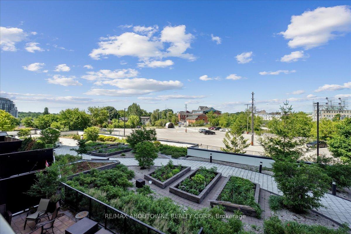 Photo 29 of Unit 405, 150 Wellington Street E, Guelph, Downtown — HOMEH