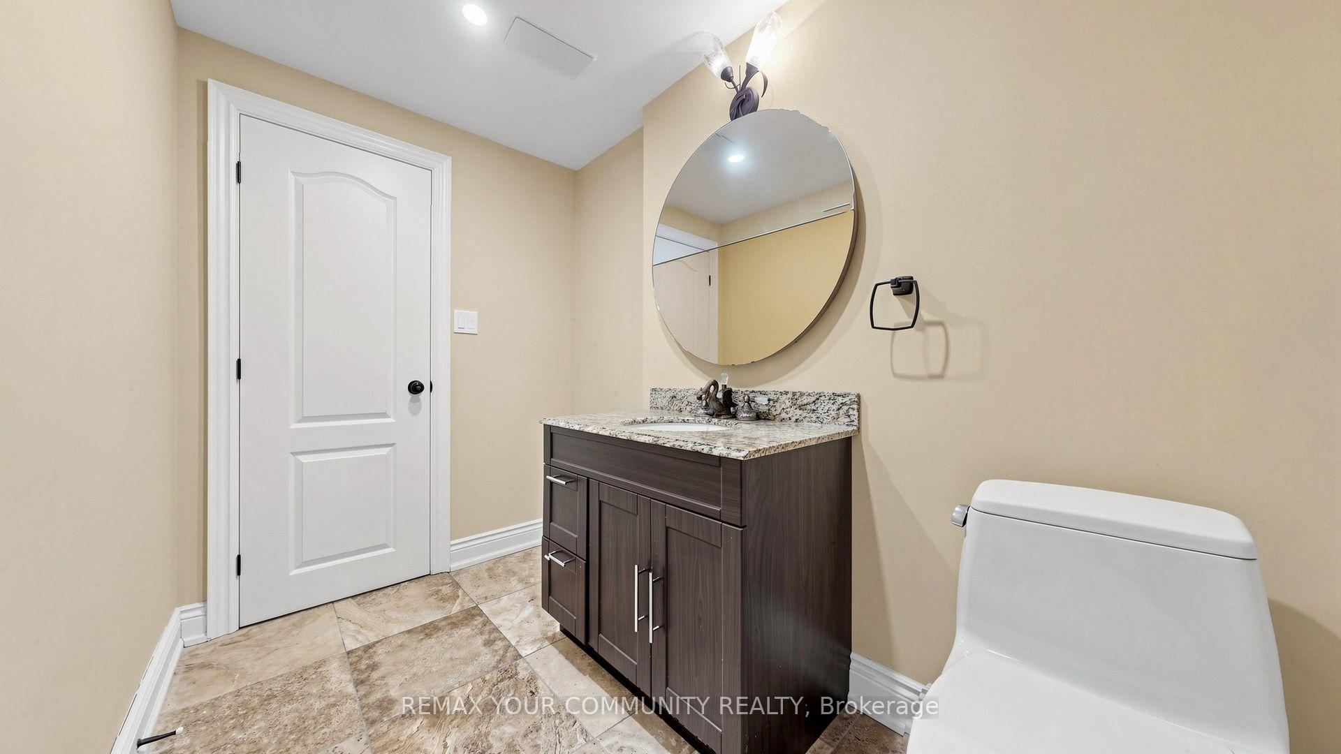 Photo 41 of 15 Colwick Drive, North York, Bayview Woods-Steeles — HOMEH