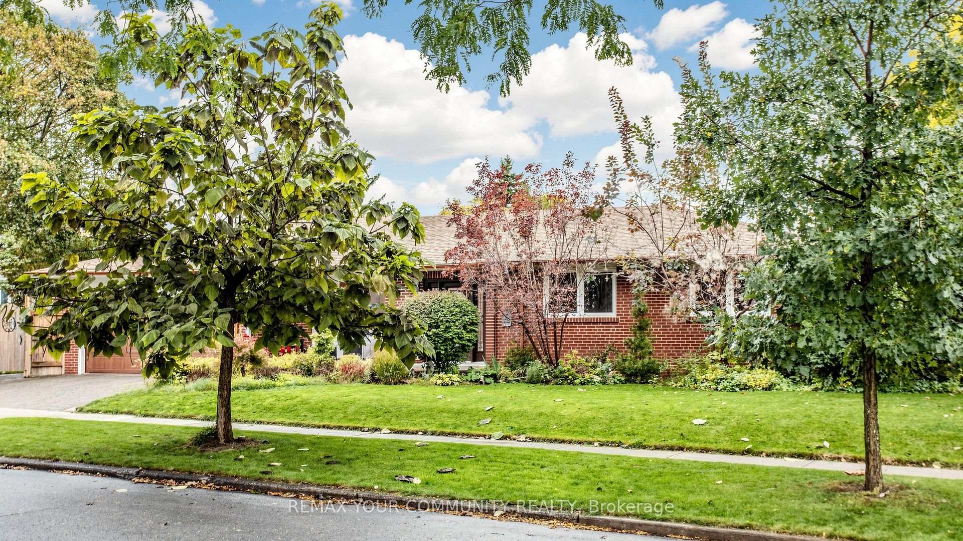 Photo 50 of 15 Colwick Drive, North York, Bayview Woods-Steeles — HOMEH