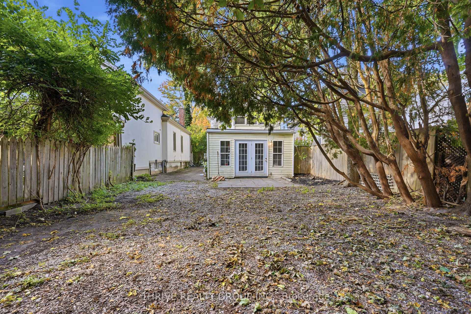 Photo 6 of 966 Colborne Street, London, East B — HOMEH