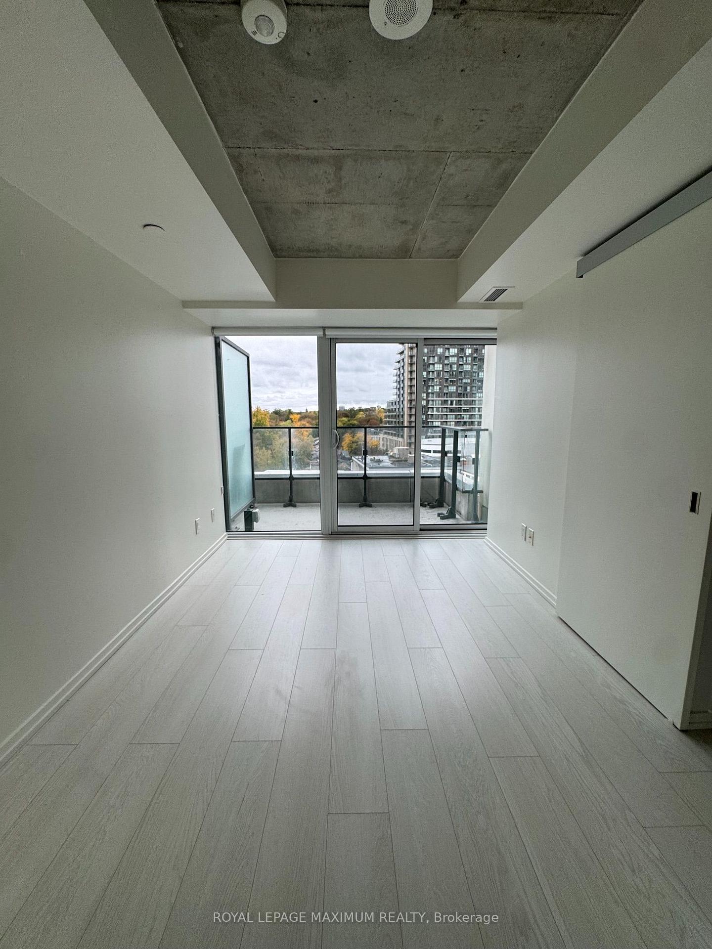 Photo 5 of Unit 21, 8 Hillsdale Avenue E, Toronto, Mount Pleasant West — HOMEH