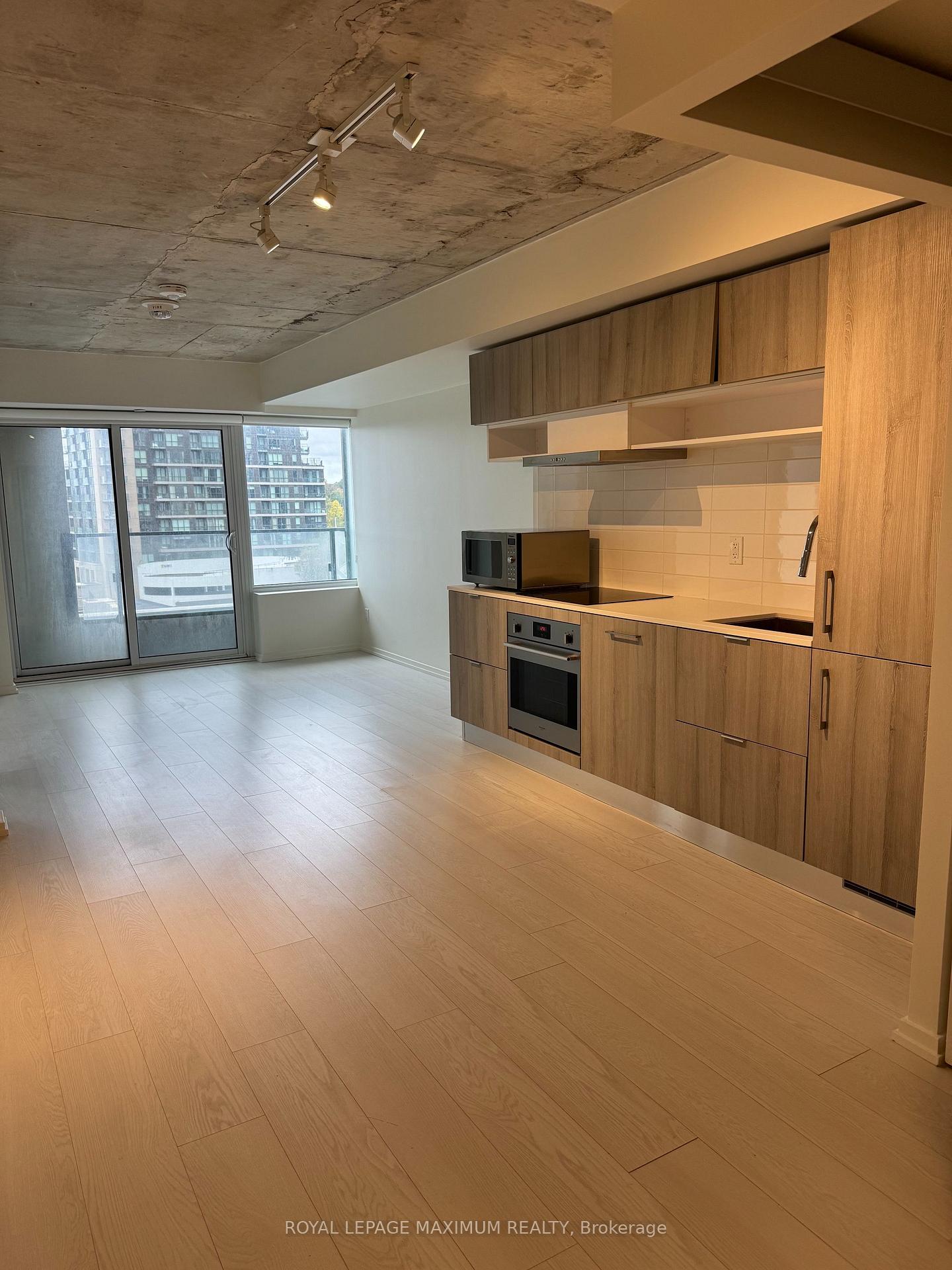 Photo 7 of Unit 21, 8 Hillsdale Avenue E, Toronto, Mount Pleasant West — HOMEH