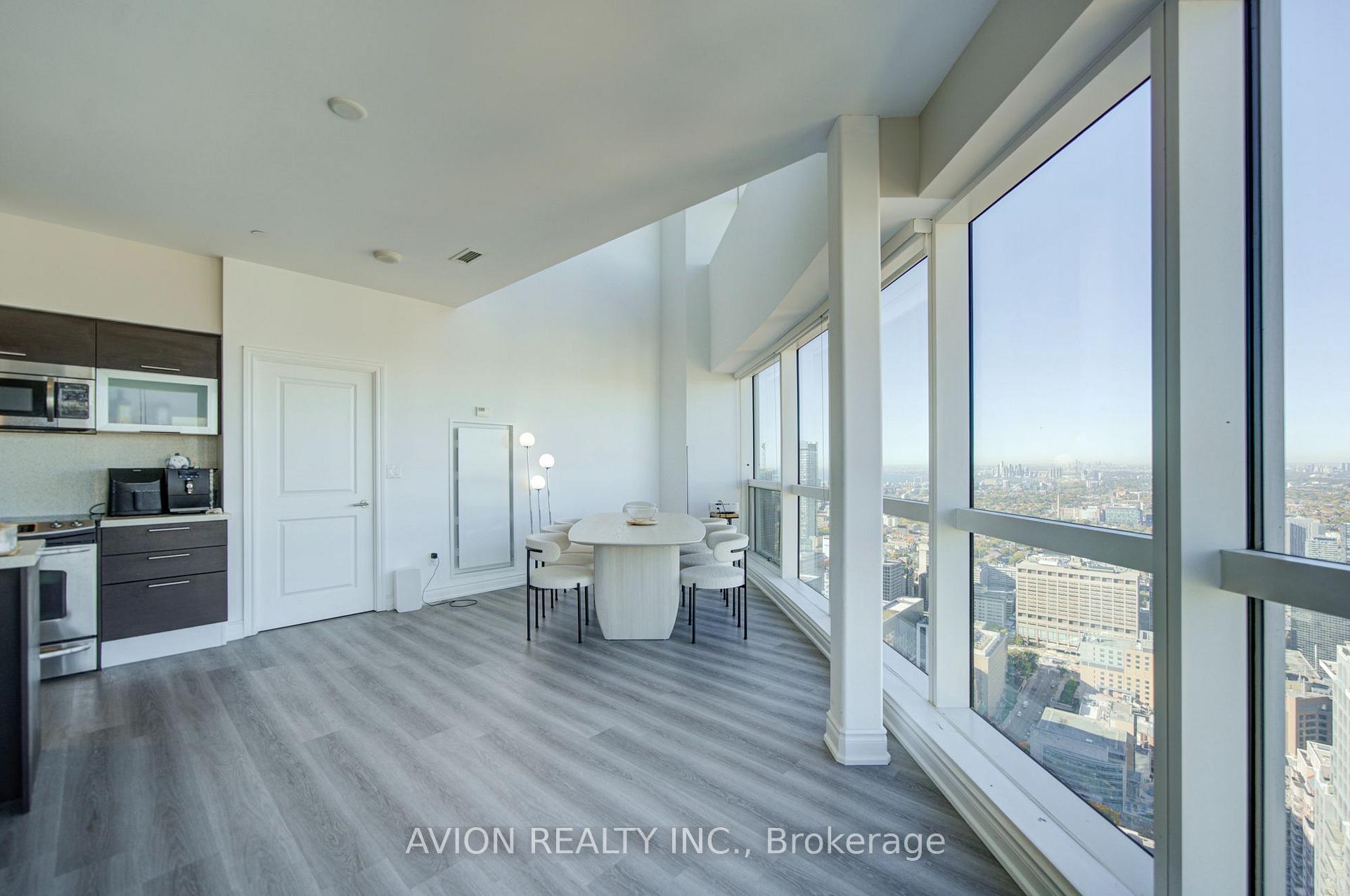Photo 13 of Unit 5716, 386 Yonge Street, Toronto, Bay Street Corridor — HOMEH