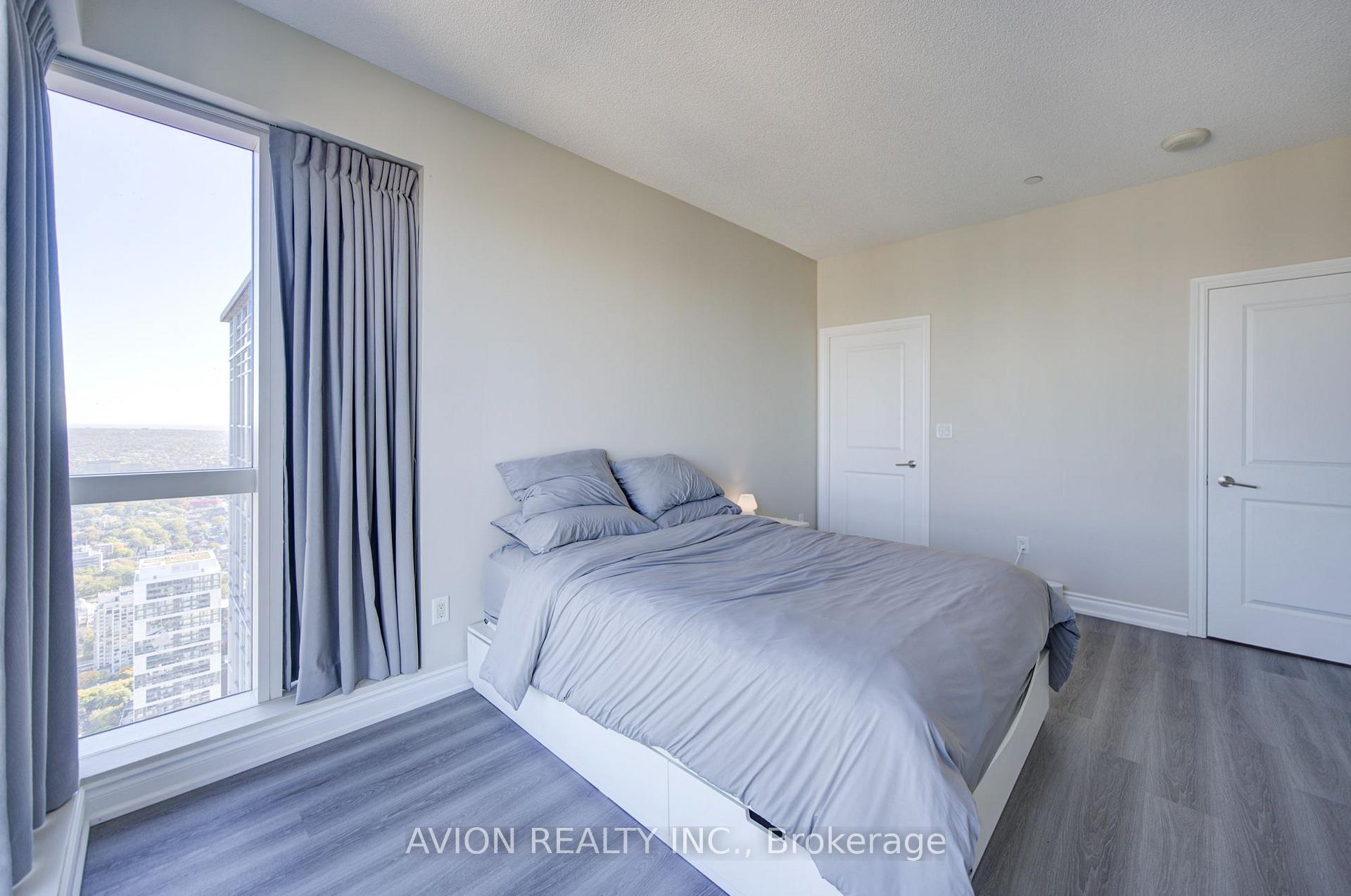 Photo 18 of Unit 5716, 386 Yonge Street, Toronto, Bay Street Corridor — HOMEH
