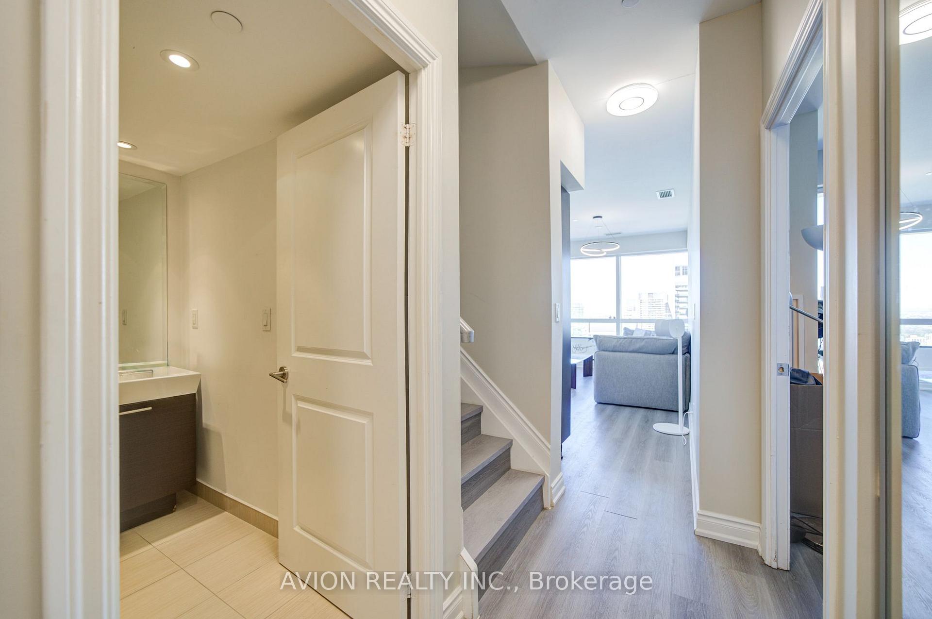 Photo 29 of Unit 5716, 386 Yonge Street, Toronto, Bay Street Corridor — HOMEH