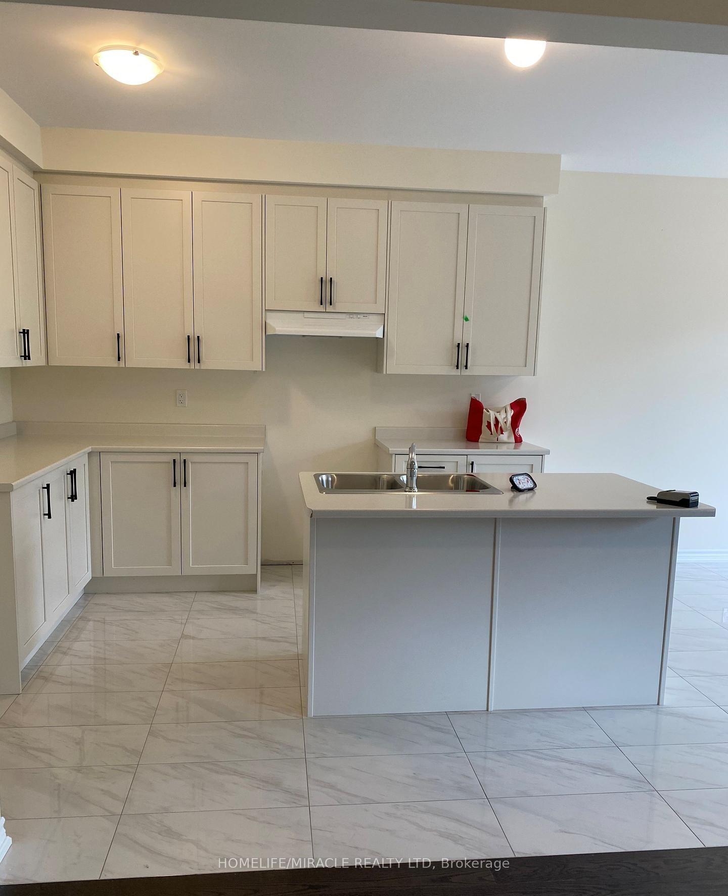 Photo 5 of 54 North Garden Boulevard, Scugog, Port Perry — HOMEH