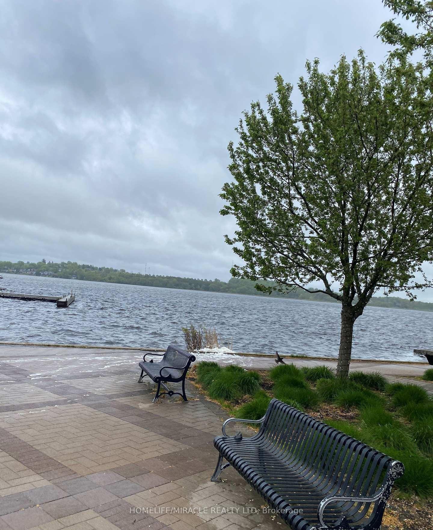 Photo 19 of 54 North Garden Boulevard, Scugog, Port Perry — HOMEH