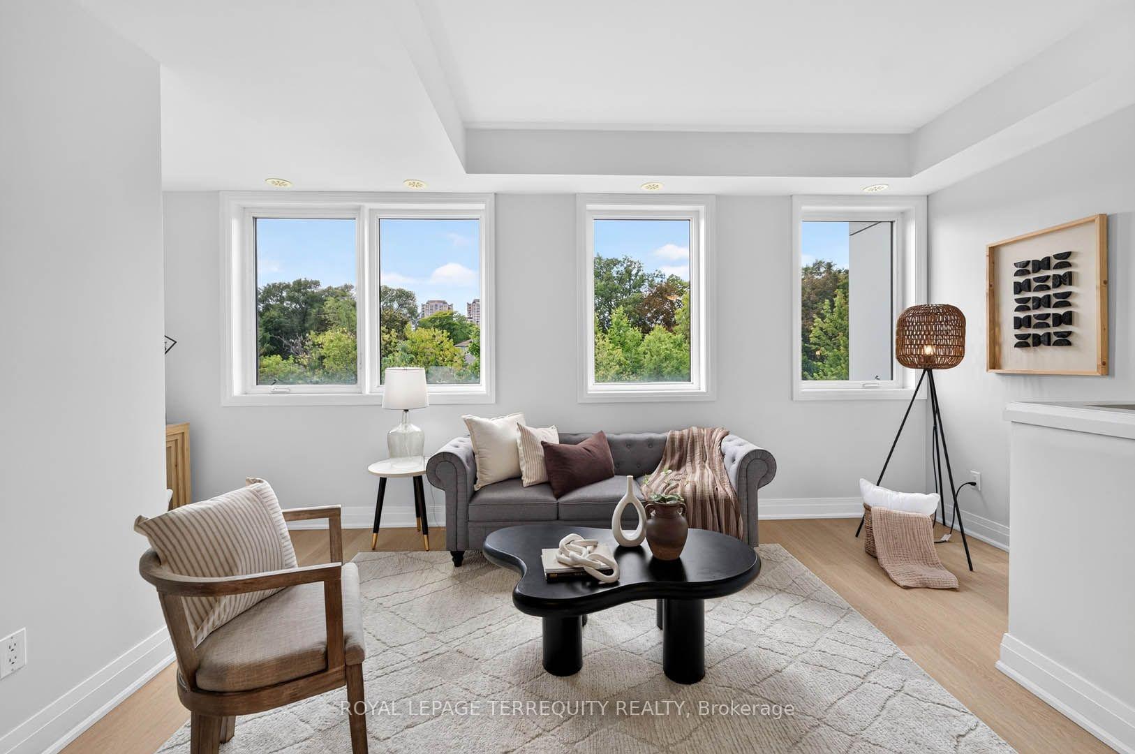Photo 7 of Unit 16, 780 Sheppard Avenue E, North York, Bayview Village — HOMEH