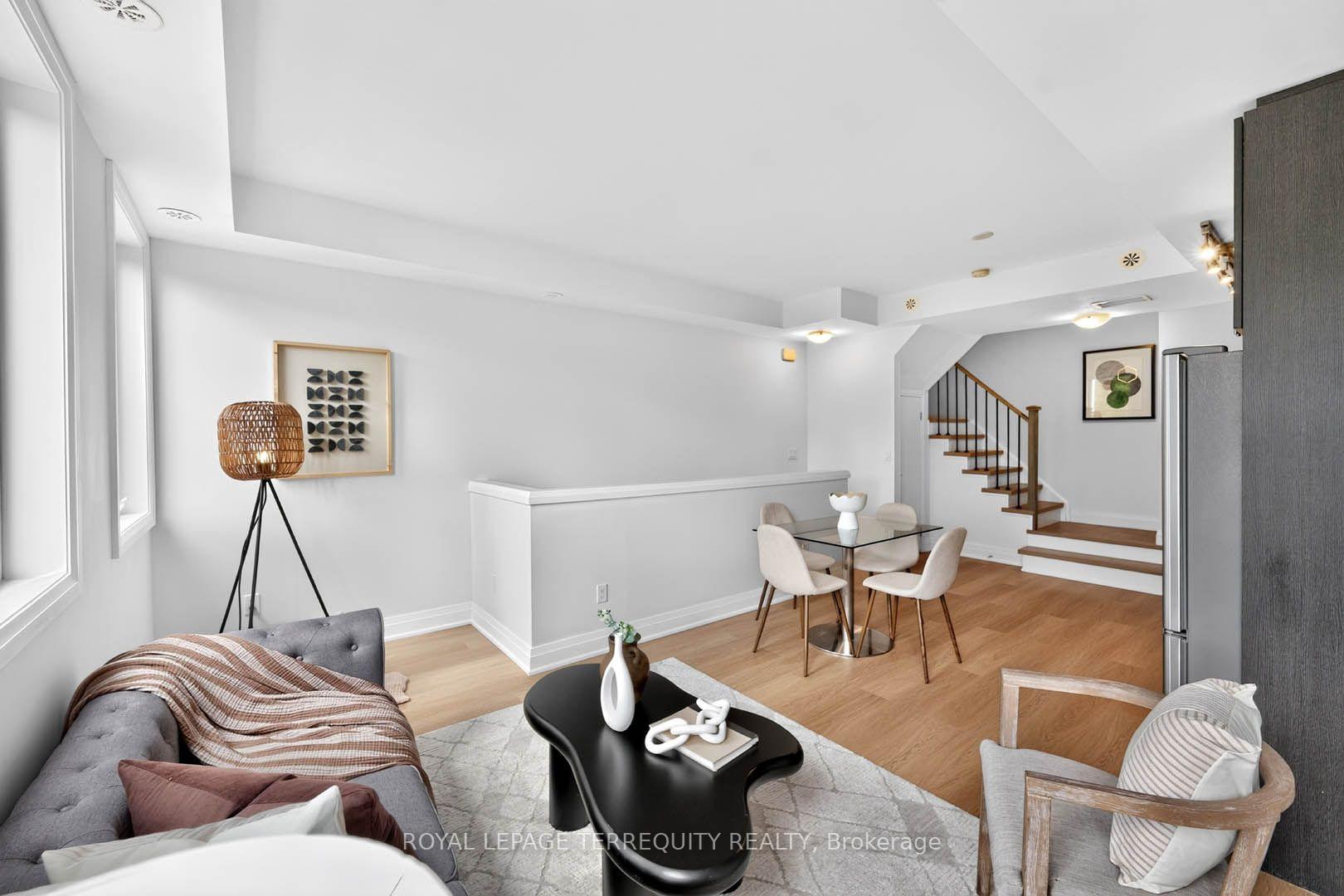 Photo 11 of Unit 16, 780 Sheppard Avenue E, North York, Bayview Village — HOMEH