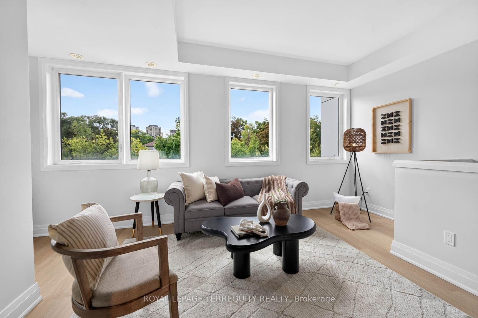 Photo 12 of Unit 16, 780 Sheppard Avenue E, North York, Bayview Village — HOMEH