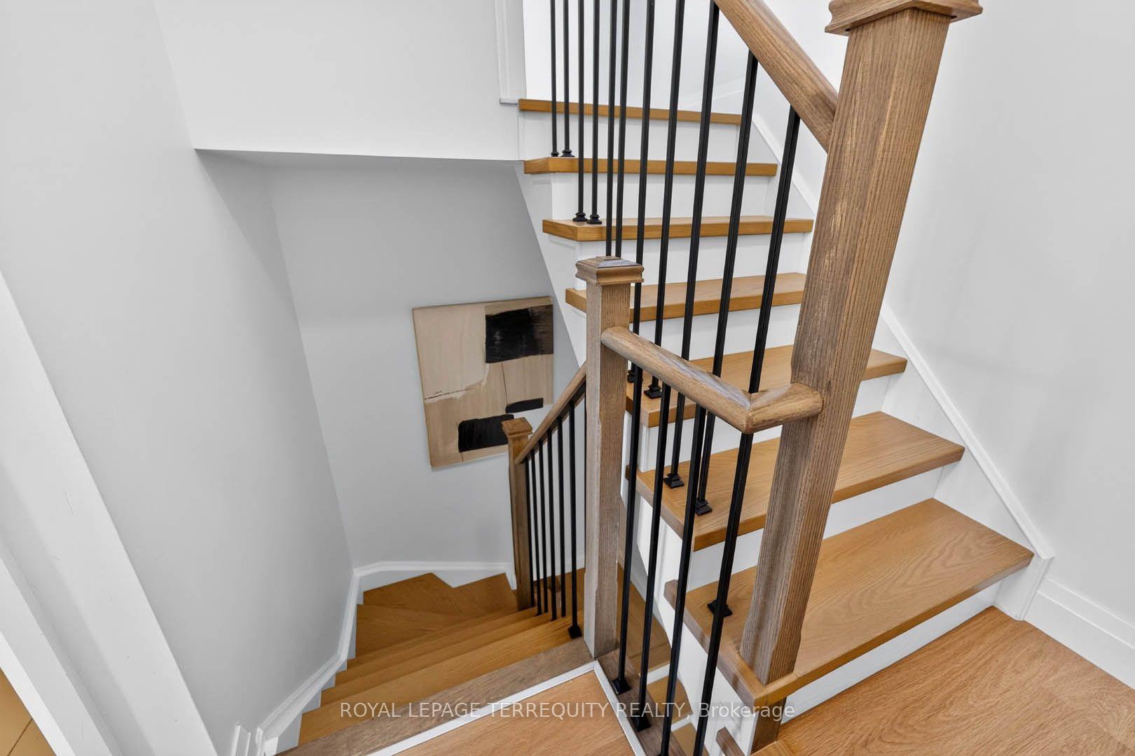 Photo 19 of Unit 16, 780 Sheppard Avenue E, North York, Bayview Village — HOMEH