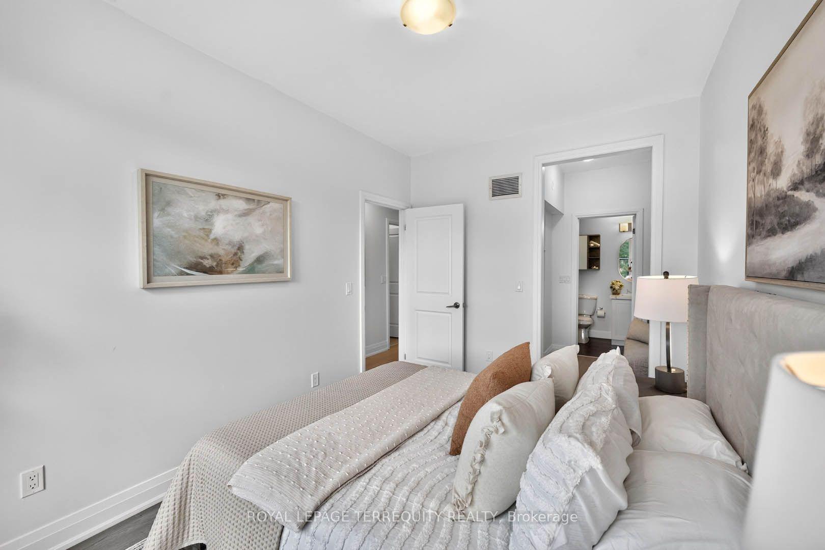 Photo 22 of Unit 16, 780 Sheppard Avenue E, North York, Bayview Village — HOMEH