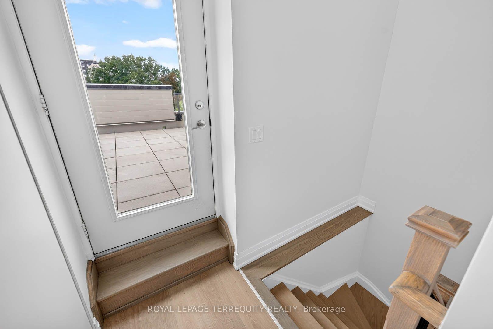 Photo 29 of Unit 16, 780 Sheppard Avenue E, North York, Bayview Village — HOMEH
