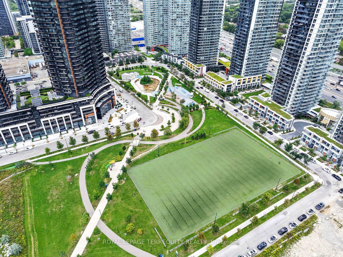 Photo 45 of Unit 16, 780 Sheppard Avenue E, North York, Bayview Village — HOMEH