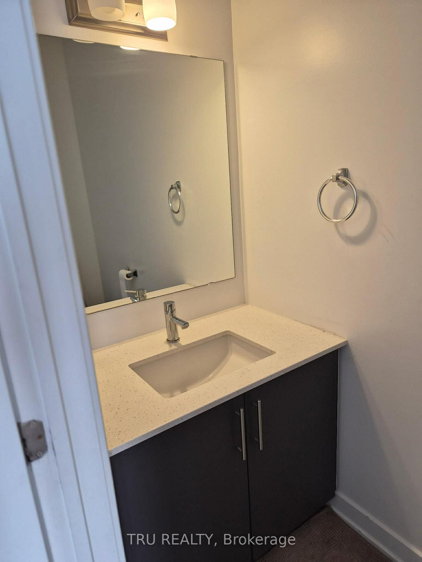Photo 6 of 2037 Allegrini Terrace, Ottawa, Kanata - Emerald Meadows/Trailwest — HOMEH