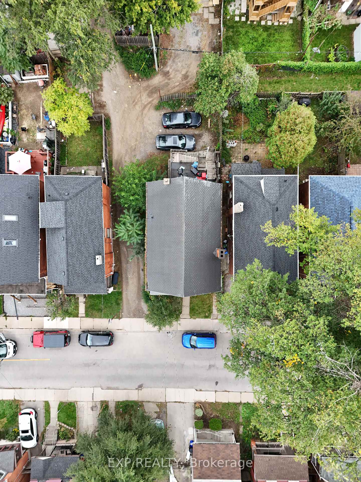 Photo 3 of 58 Arthur Avenue N, Hamilton, Gibson — HOMEH