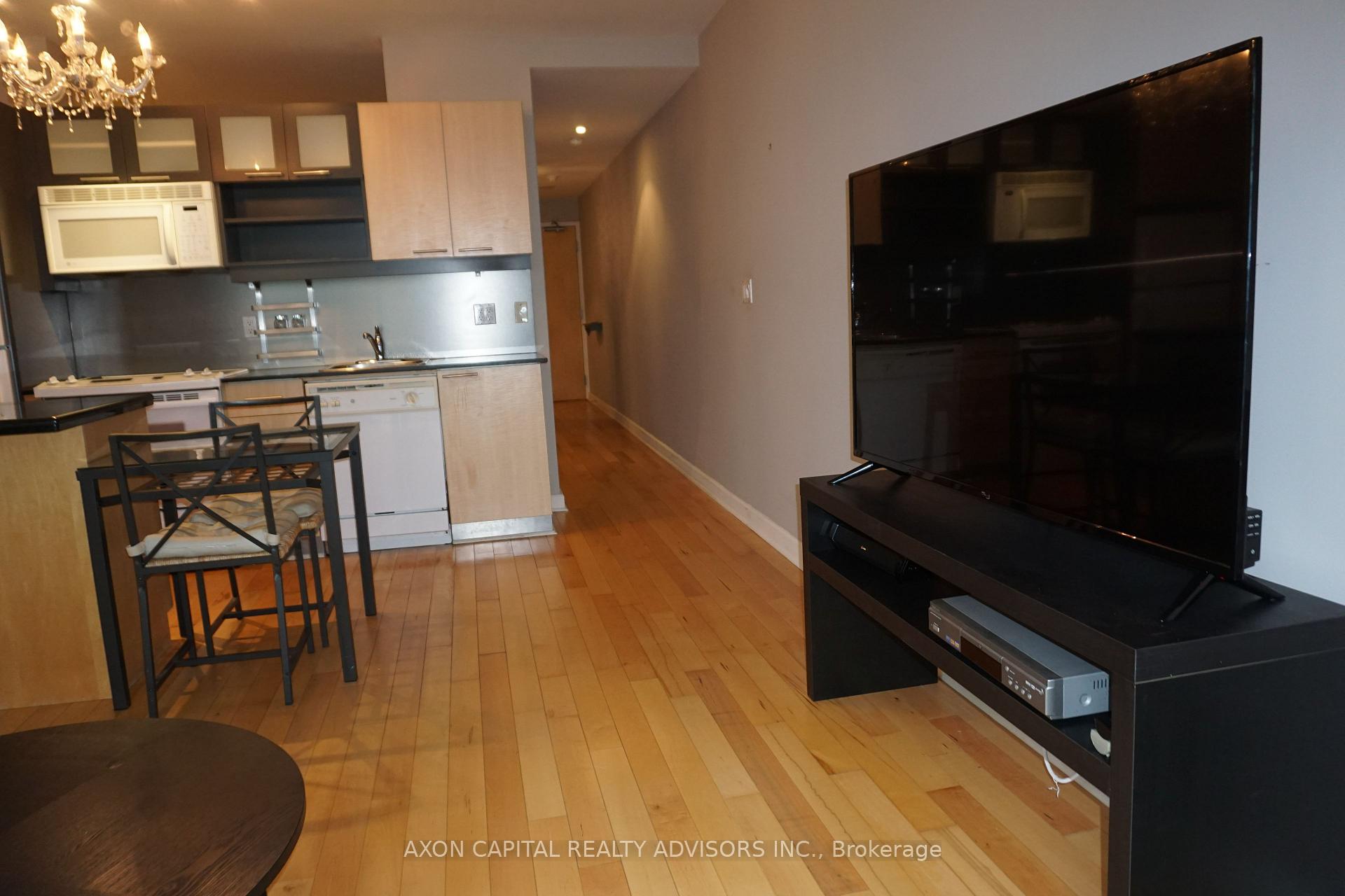 Photo 3 of Unit 612, 36 Blue Jays Way, Toronto, Waterfront Communities — HOMEH